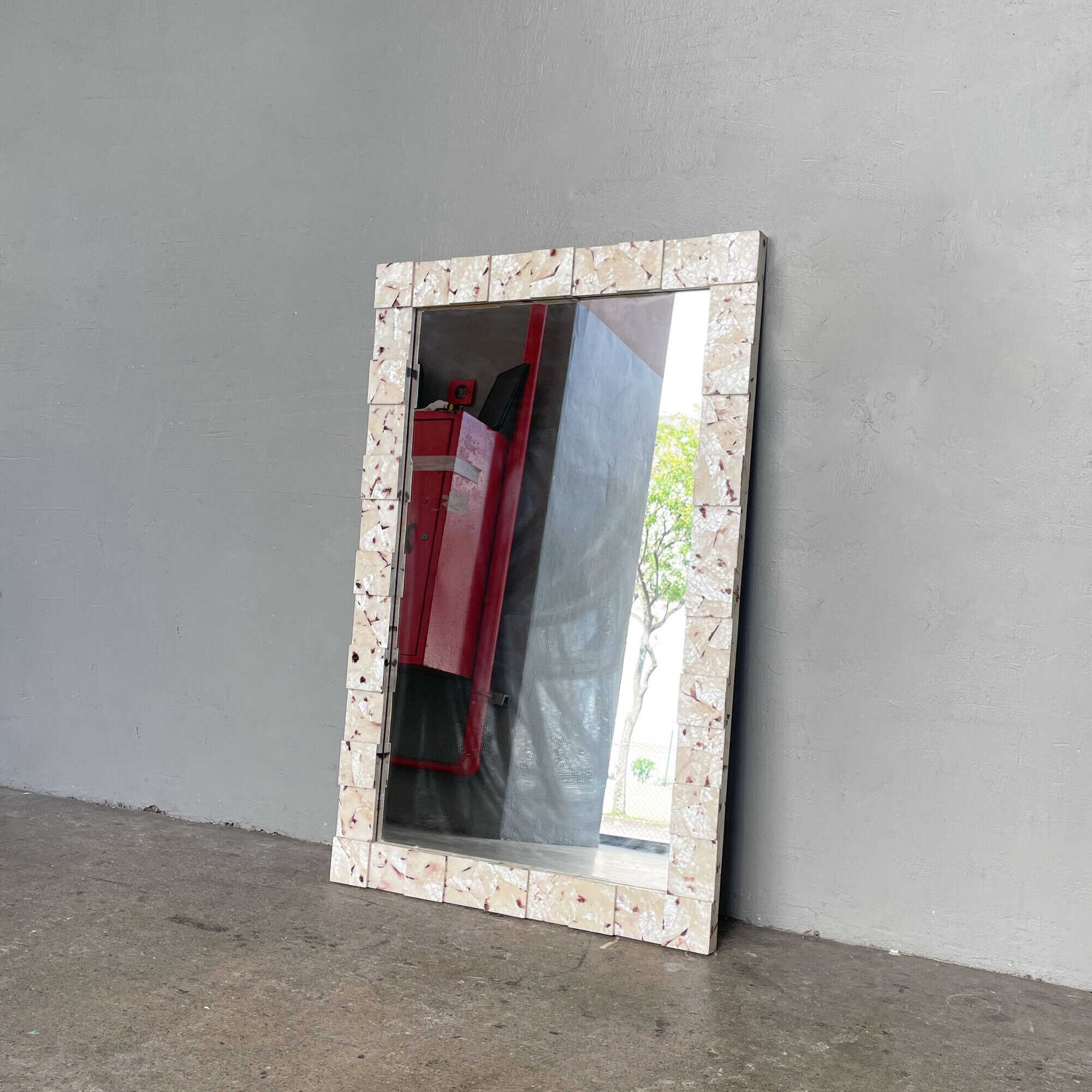 Mother of Pearl Shell Mirror - Pearl White