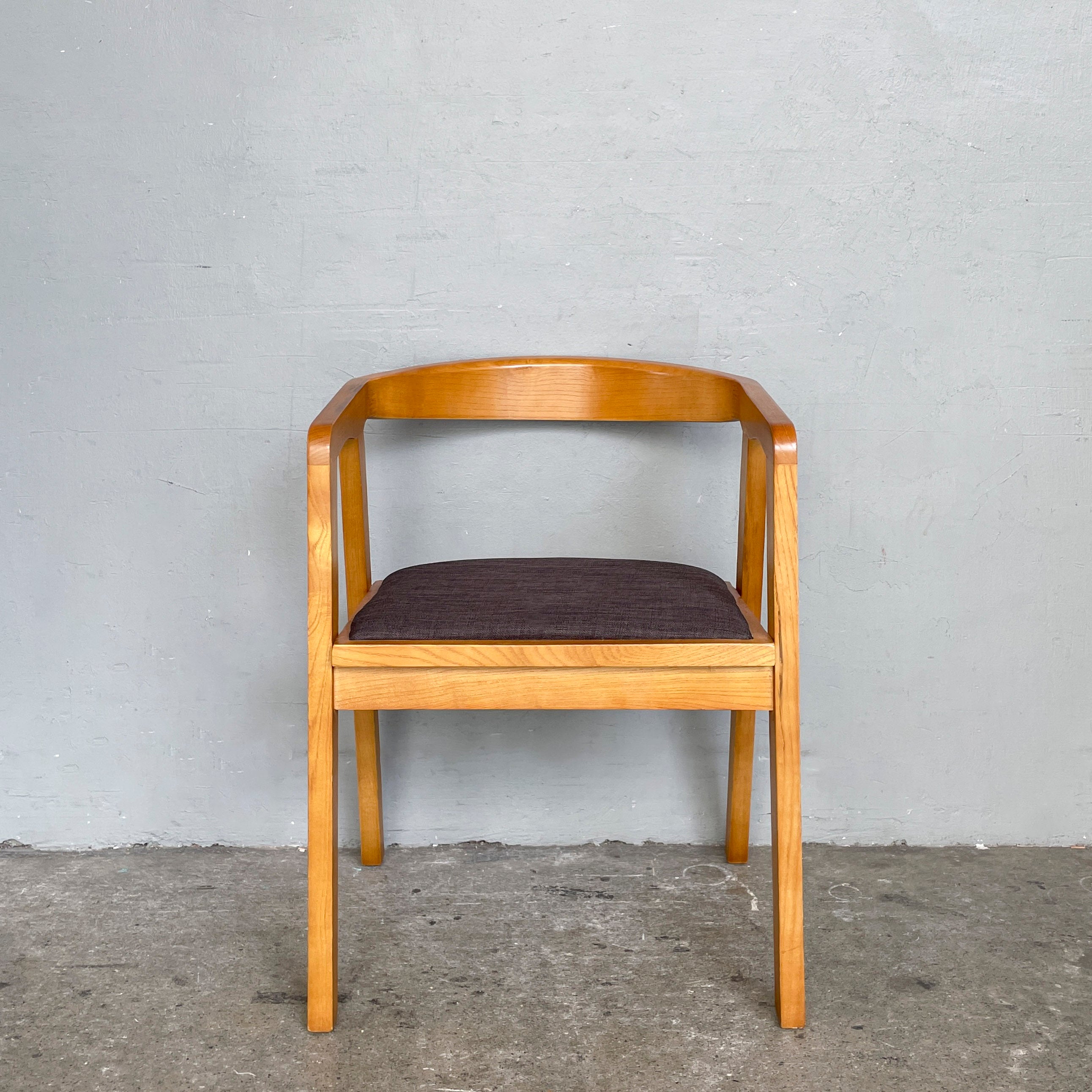 SF Curved-Back Dining Armchair