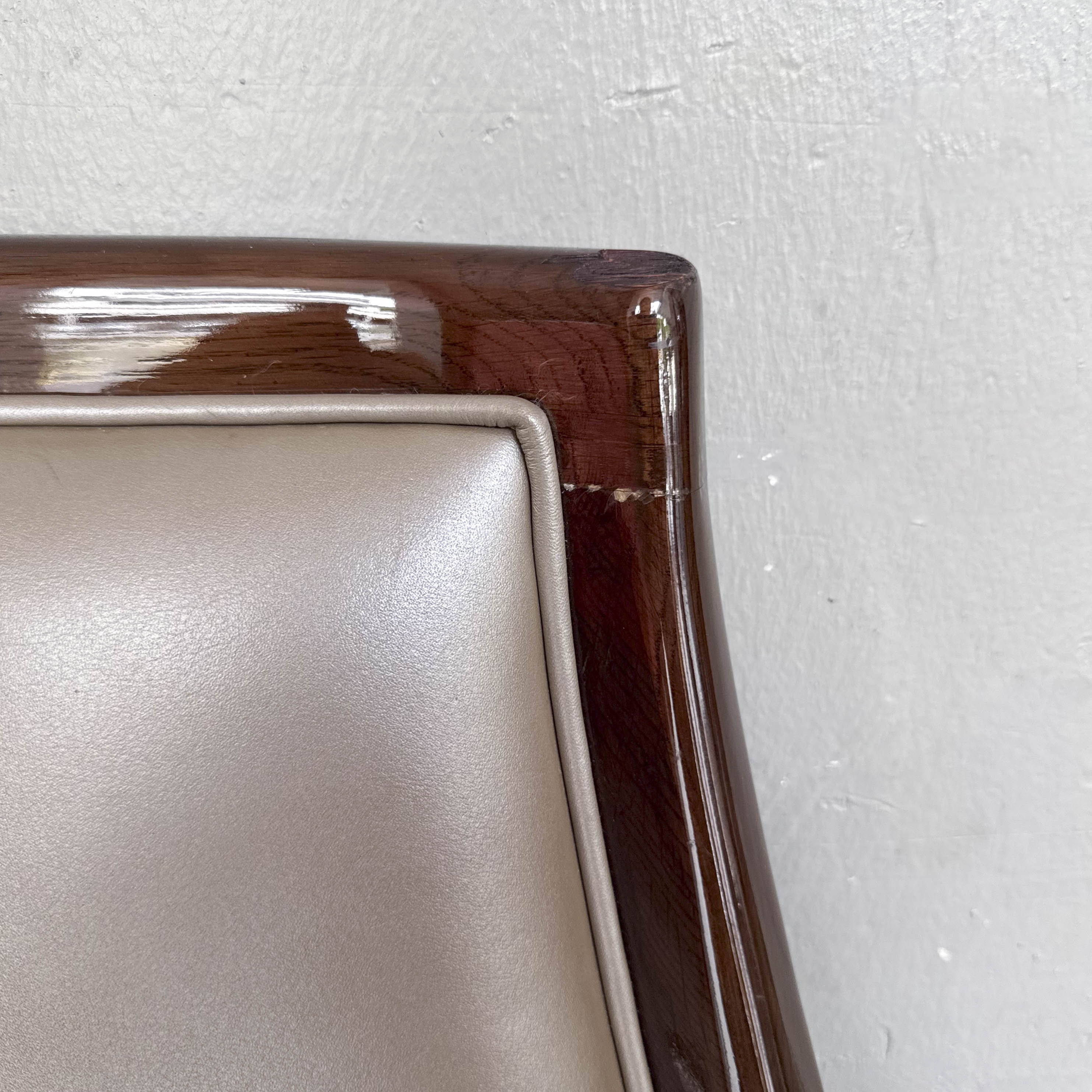 Slim 3-Legged Bar Chair