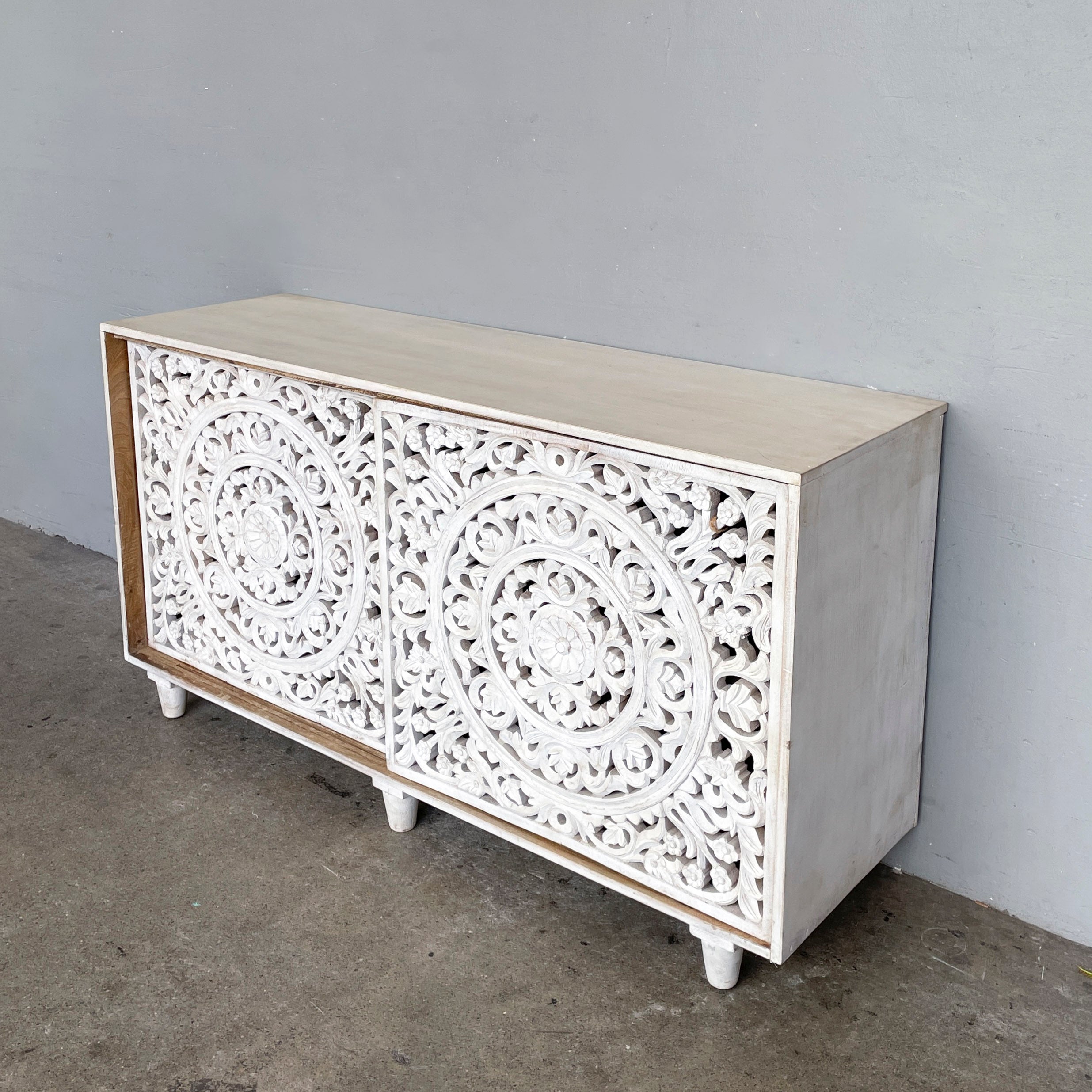 Whitewashed Carved Sliding Door Sideboard