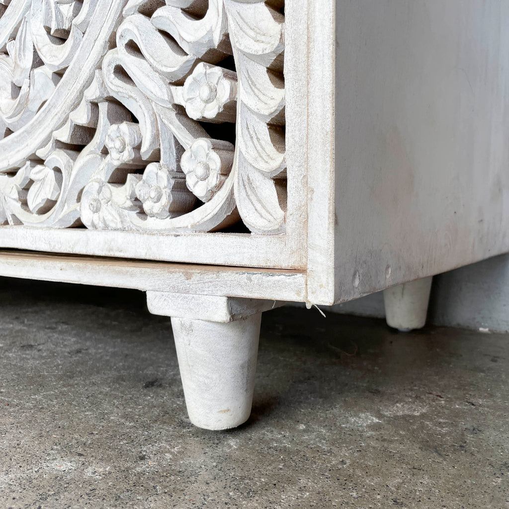 Whitewashed Carved Sliding Door Sideboard