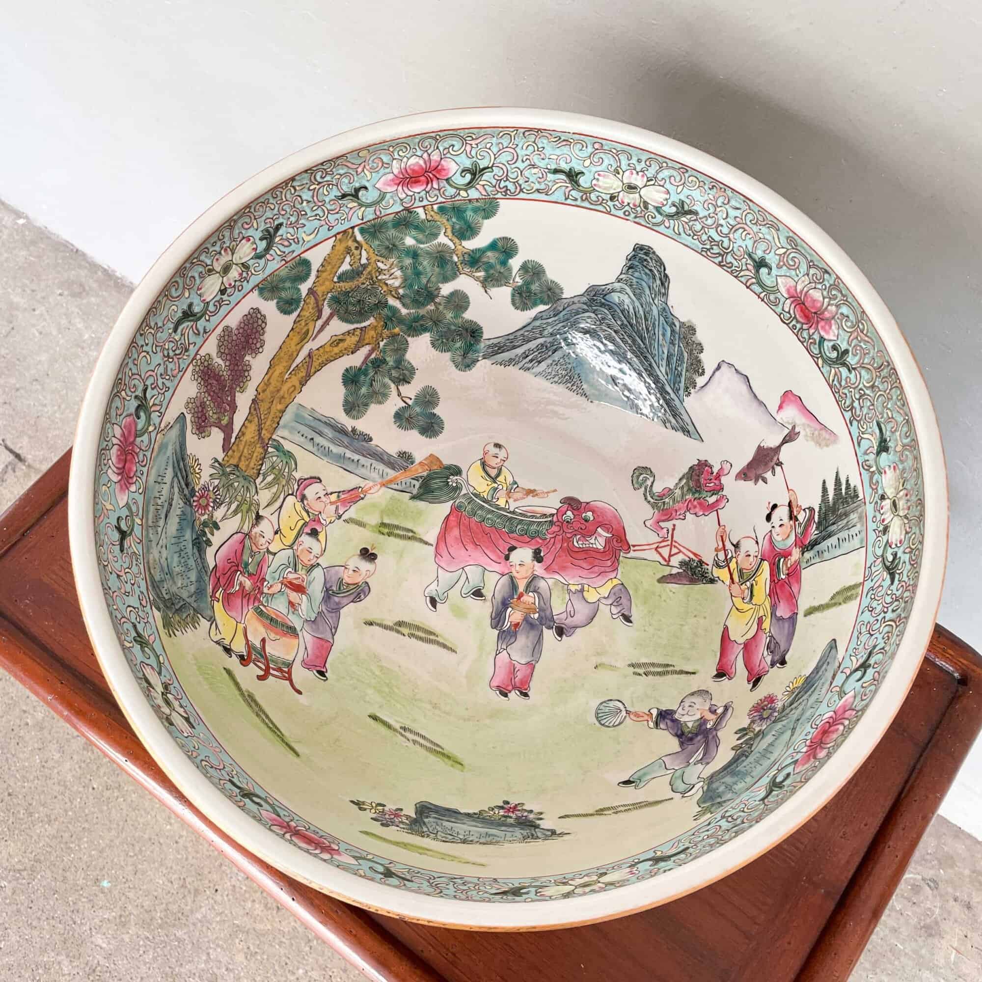Famille Rose Large Porcelain Bowl - 100 Children in Garden 百子图