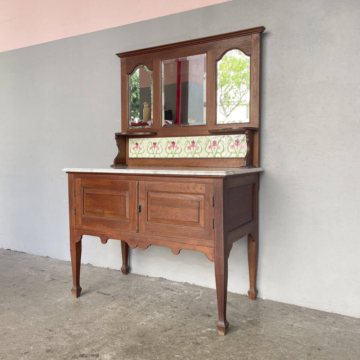 Vintage Colonial Vanity Table with Marble Top