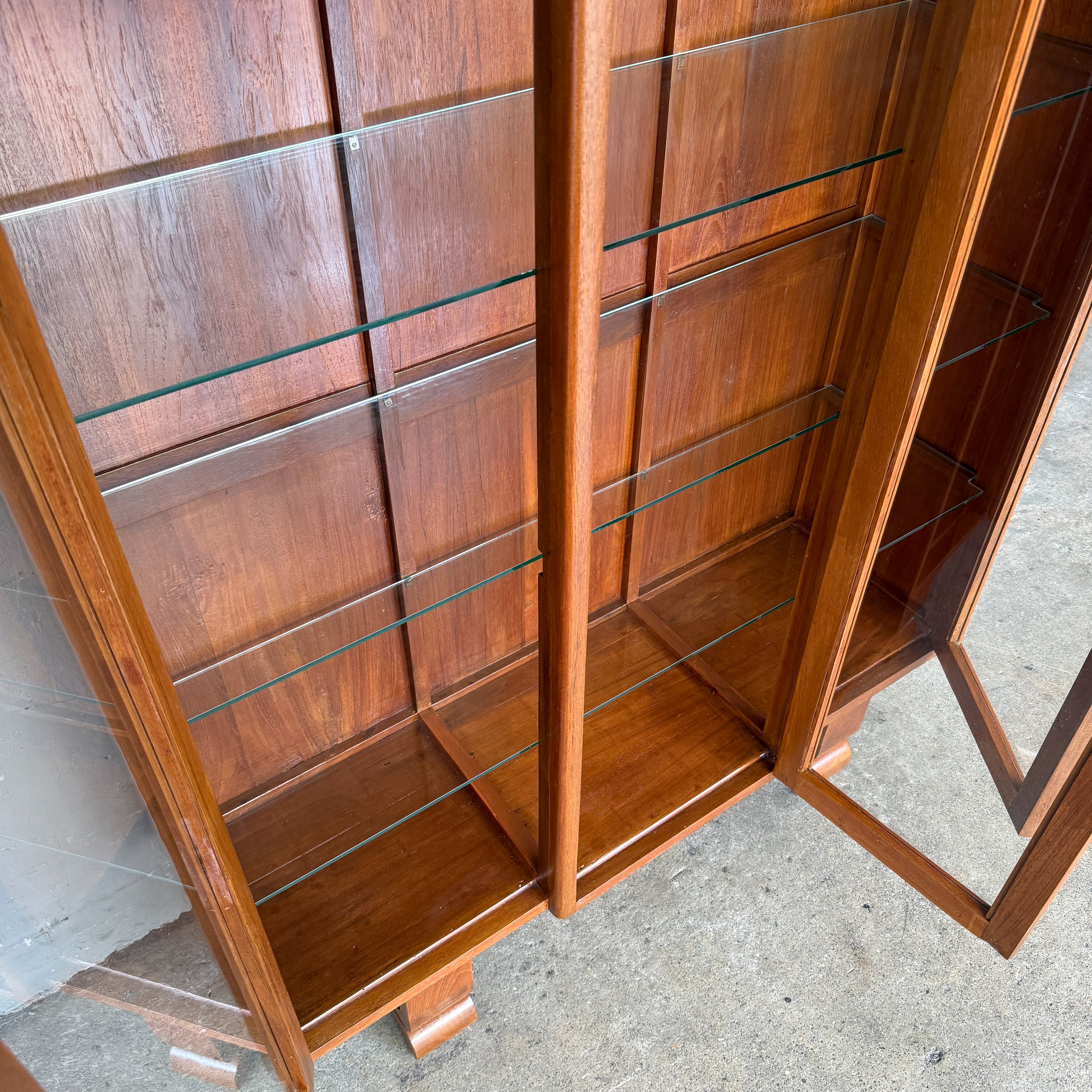Refurbished Vintage 3-Door U-Leg Display Cabinet