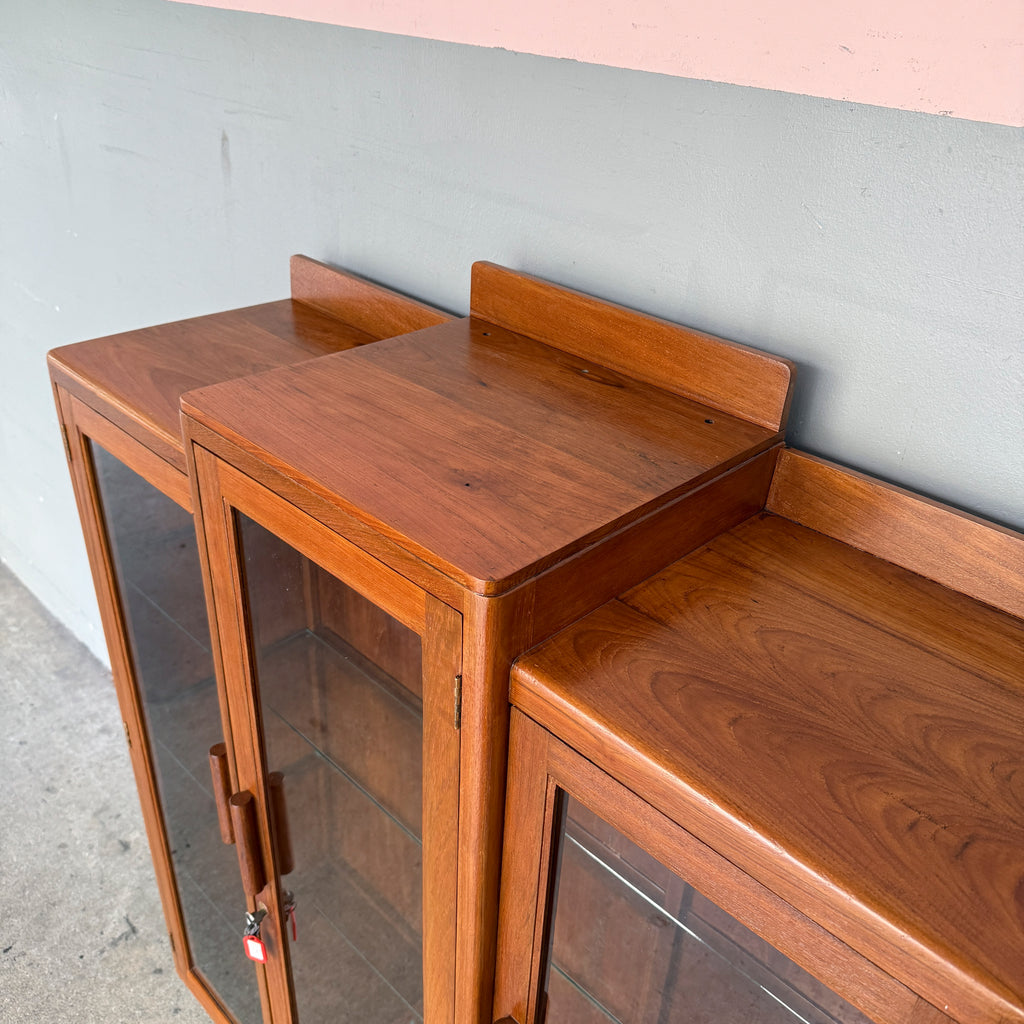 Refurbished Vintage 3-Door U-Leg Display Cabinet