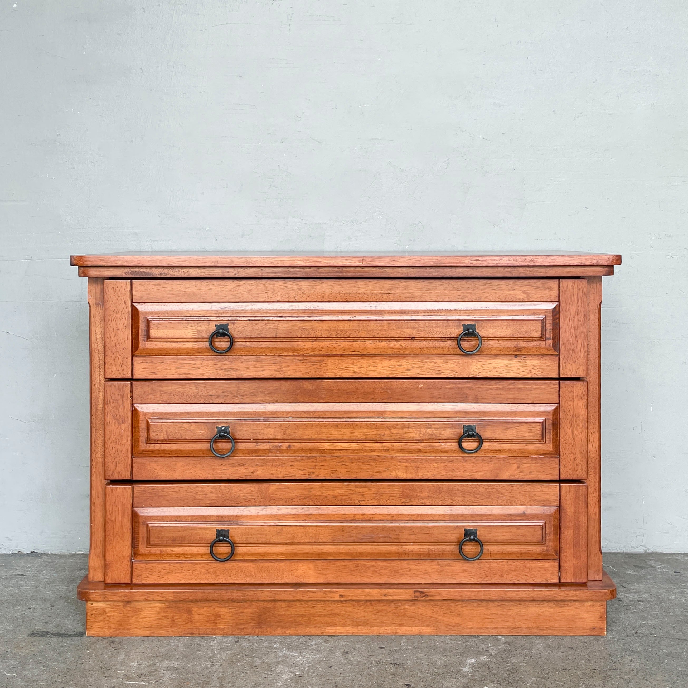 Classic Wooden Chest of Drawers