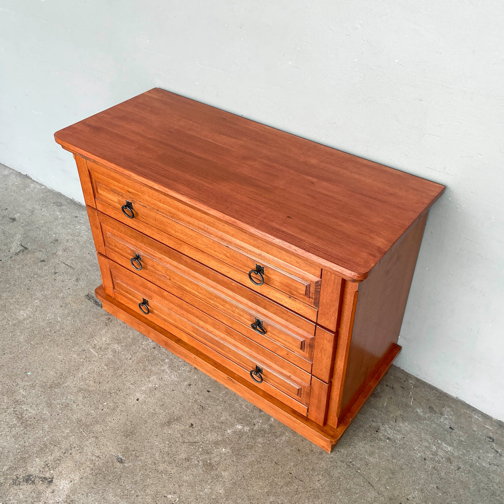 Classic Wooden Chest of Drawers