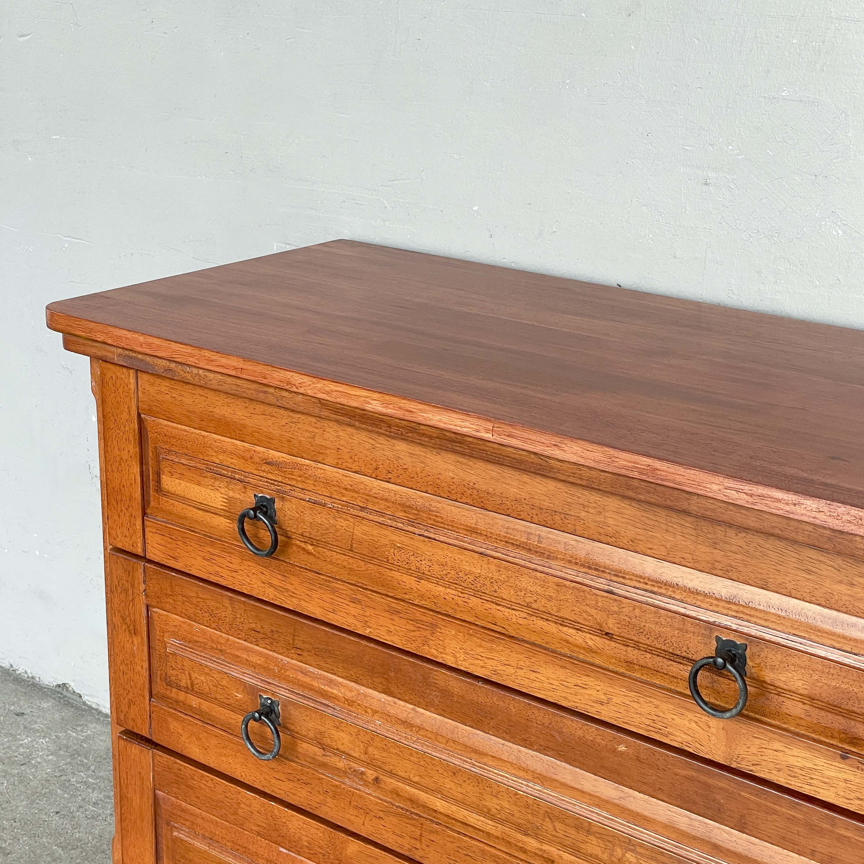 Classic Wooden Chest of Drawers