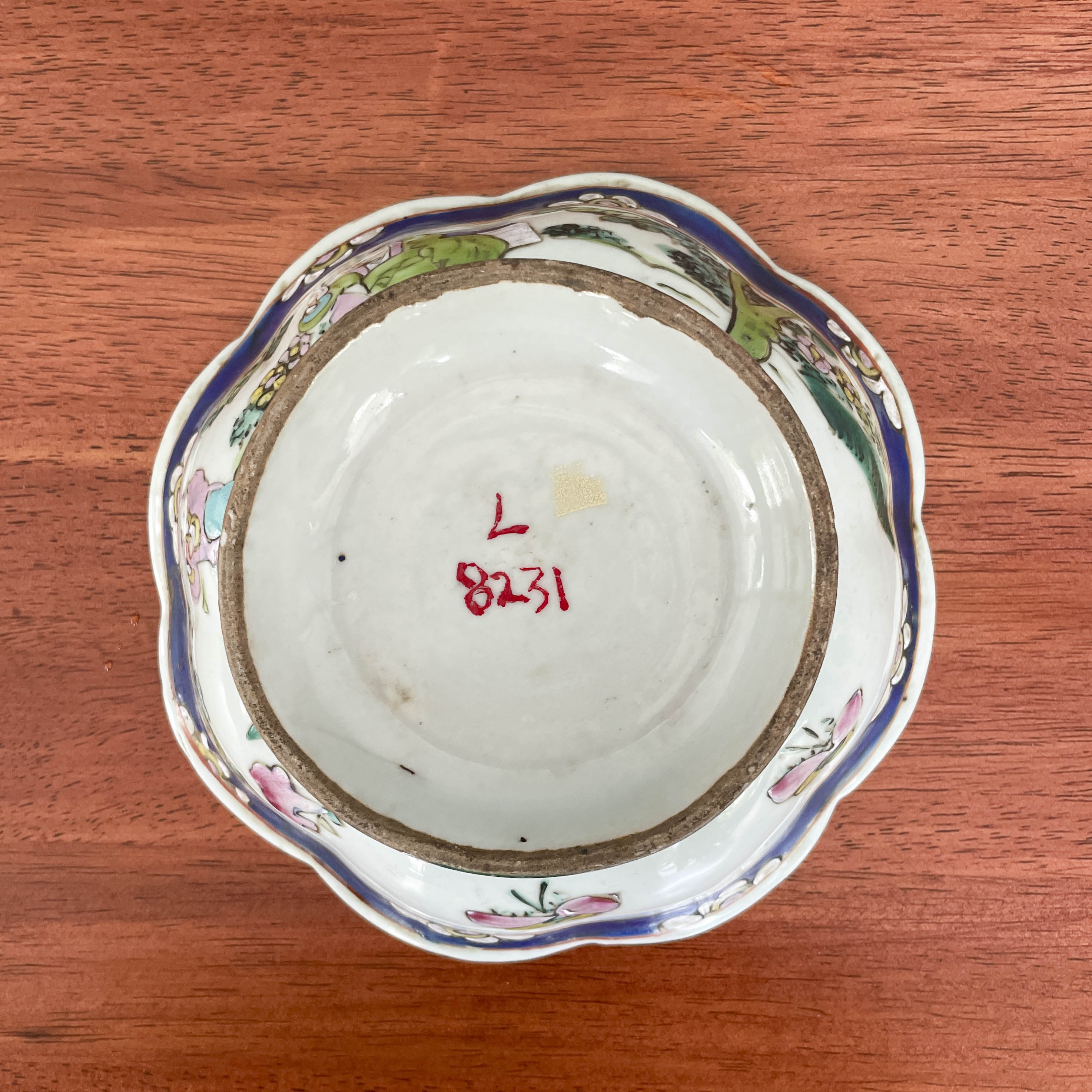 Vintage Chinese Porcelain Footed Dish - Round Scalloped