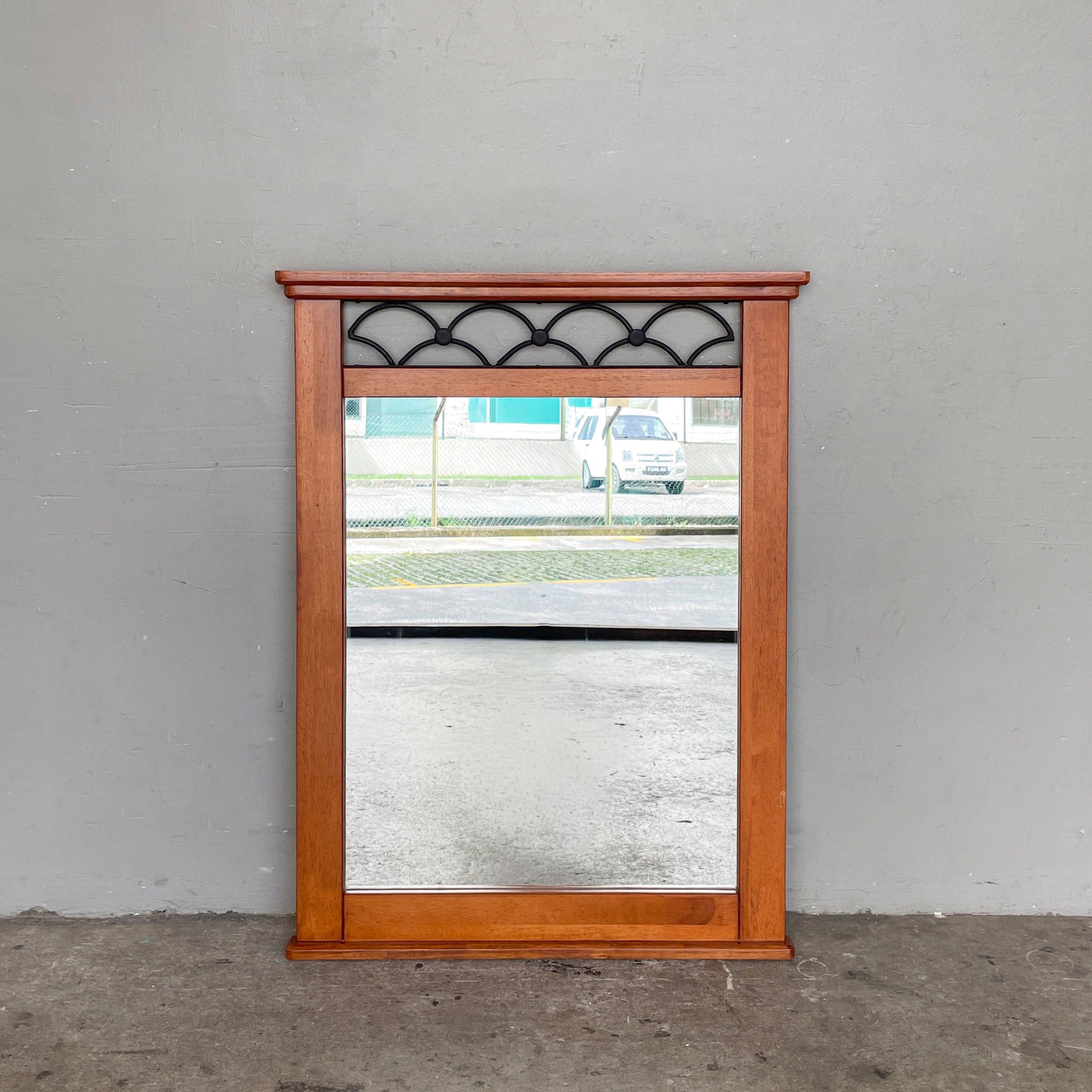 Wooden Mirror with Scalloped Lattice Top