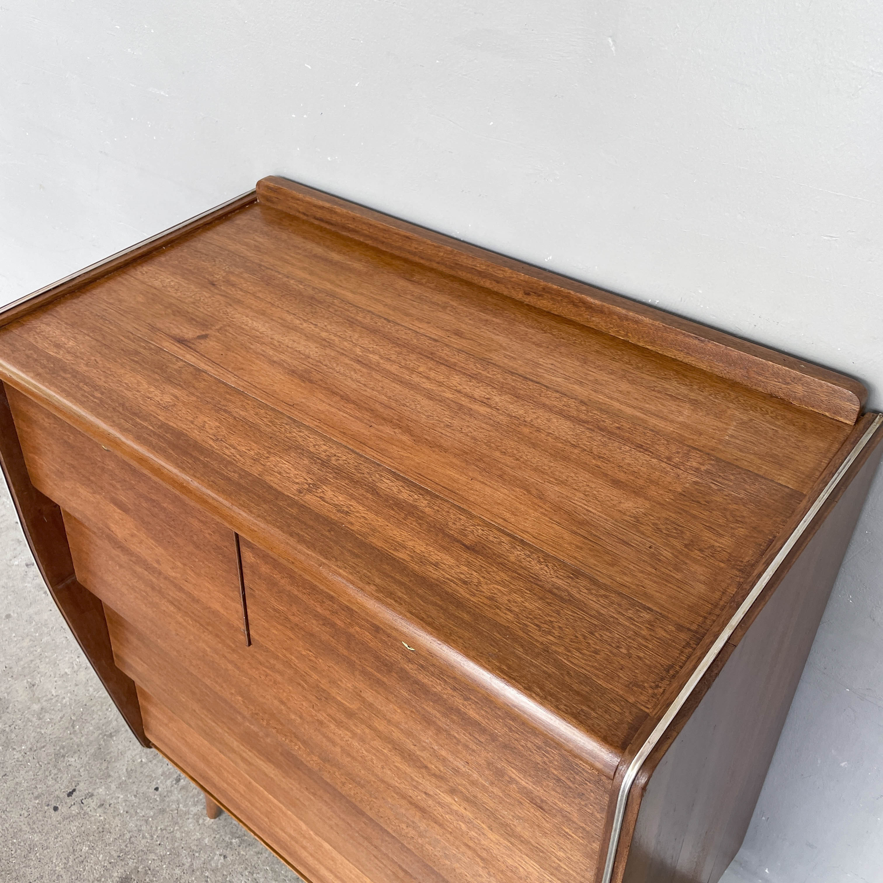 Refurbished Vintage Chest of Drawers with Curved Sides