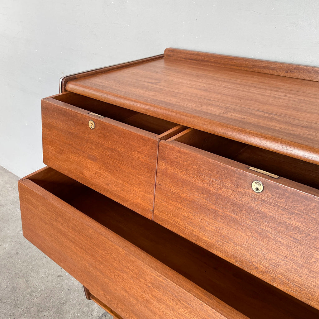 Refurbished Vintage Chest of Drawers with Curved Sides