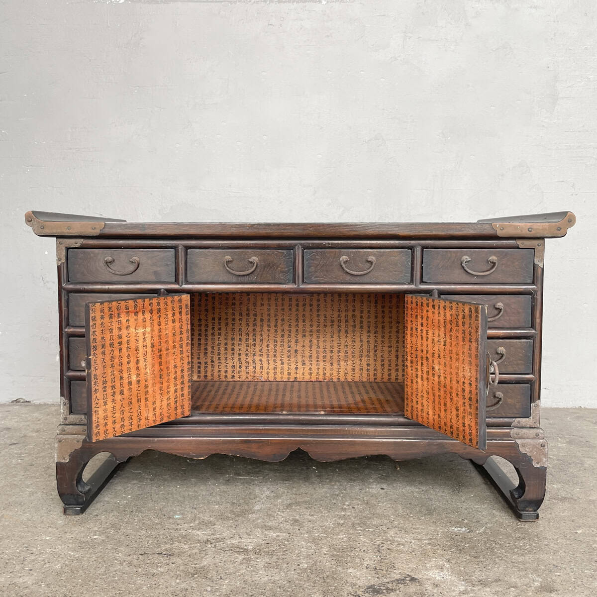 Double-Sided Korean "Morijang" Chest