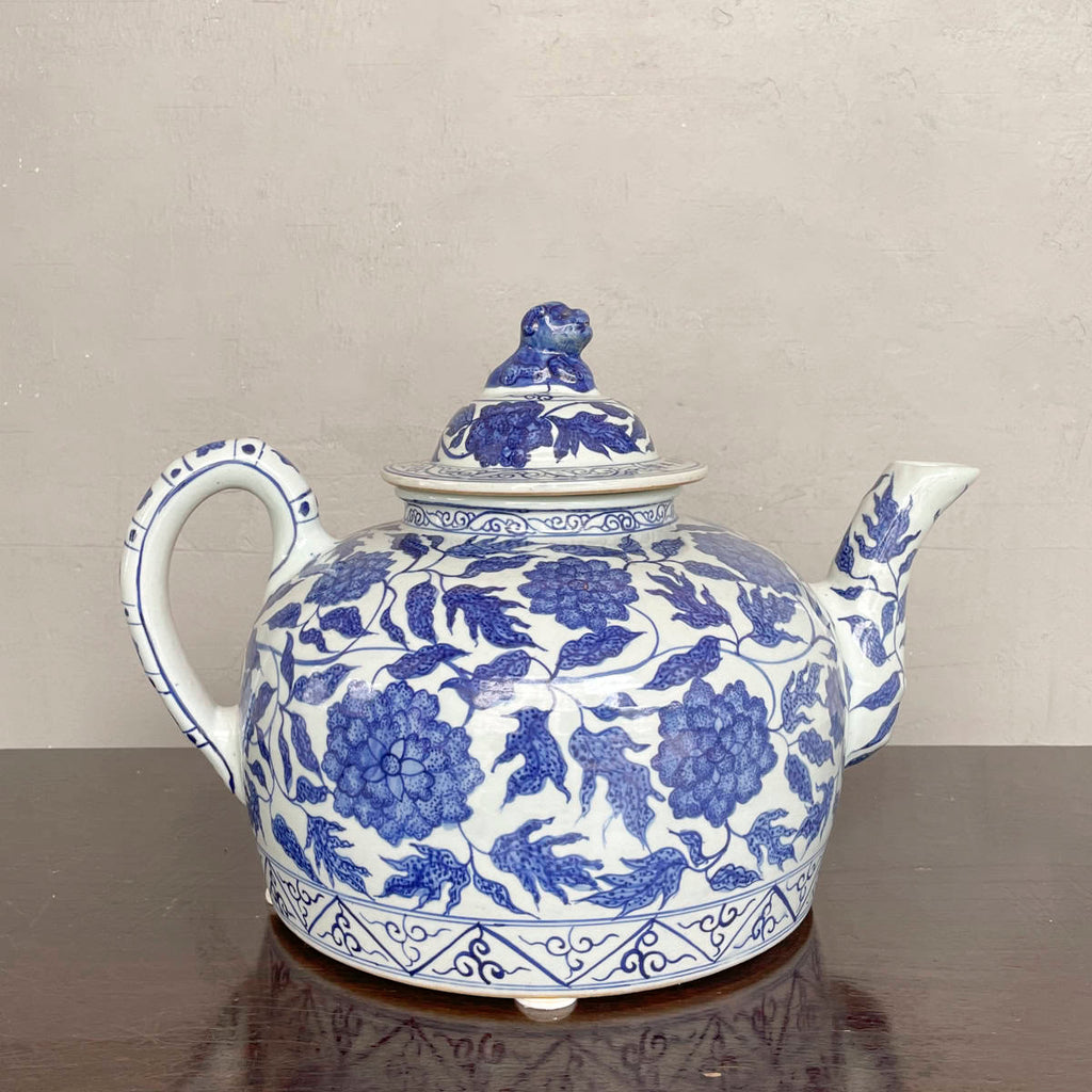 Large Chinese Blue & White Decorative Teapot
