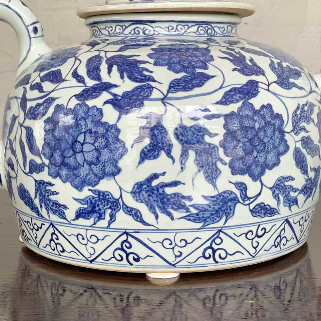Large Chinese Blue & White Decorative Teapot