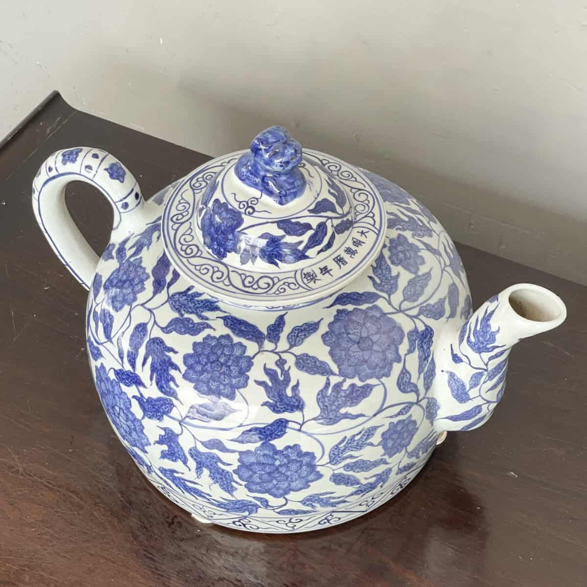 Large Chinese Blue & White Decorative Teapot