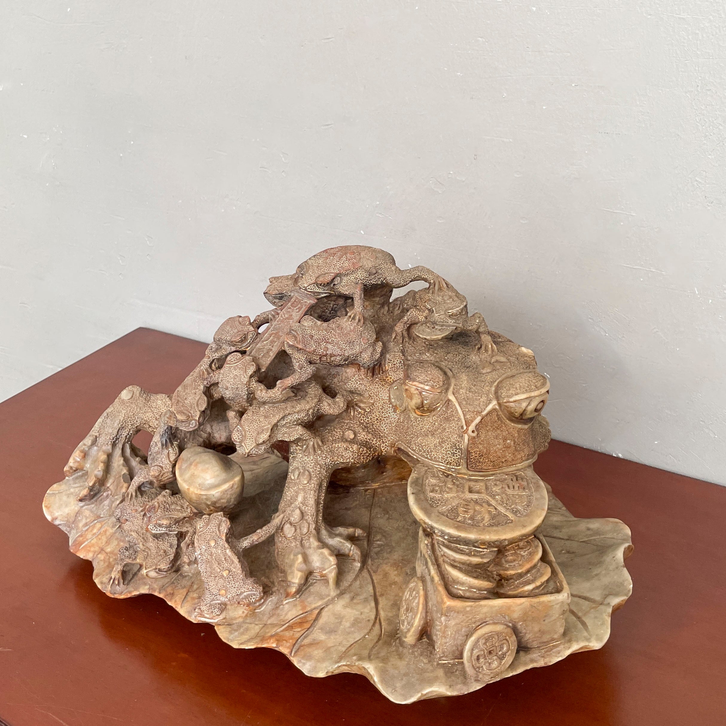 Nest of Golden Toads (金蟾) Prosperity Stone Sculpture