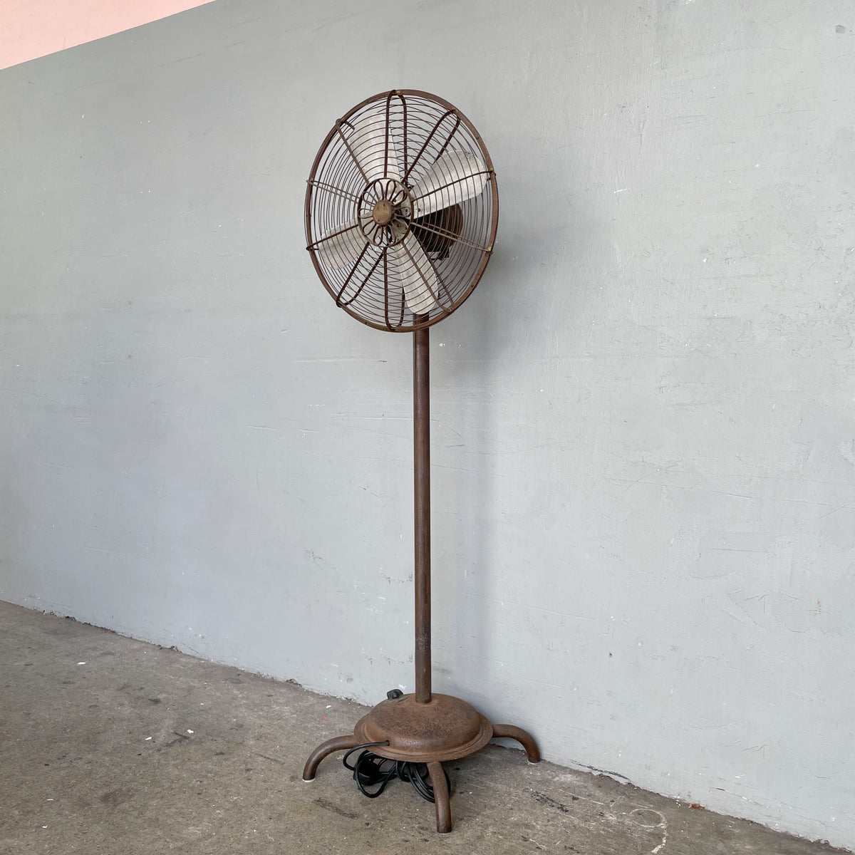 Retro Orient Metal Standing Fan