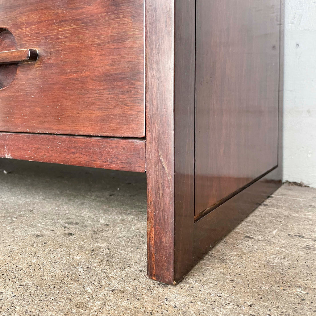 Chest of Drawers with Circular Pulls