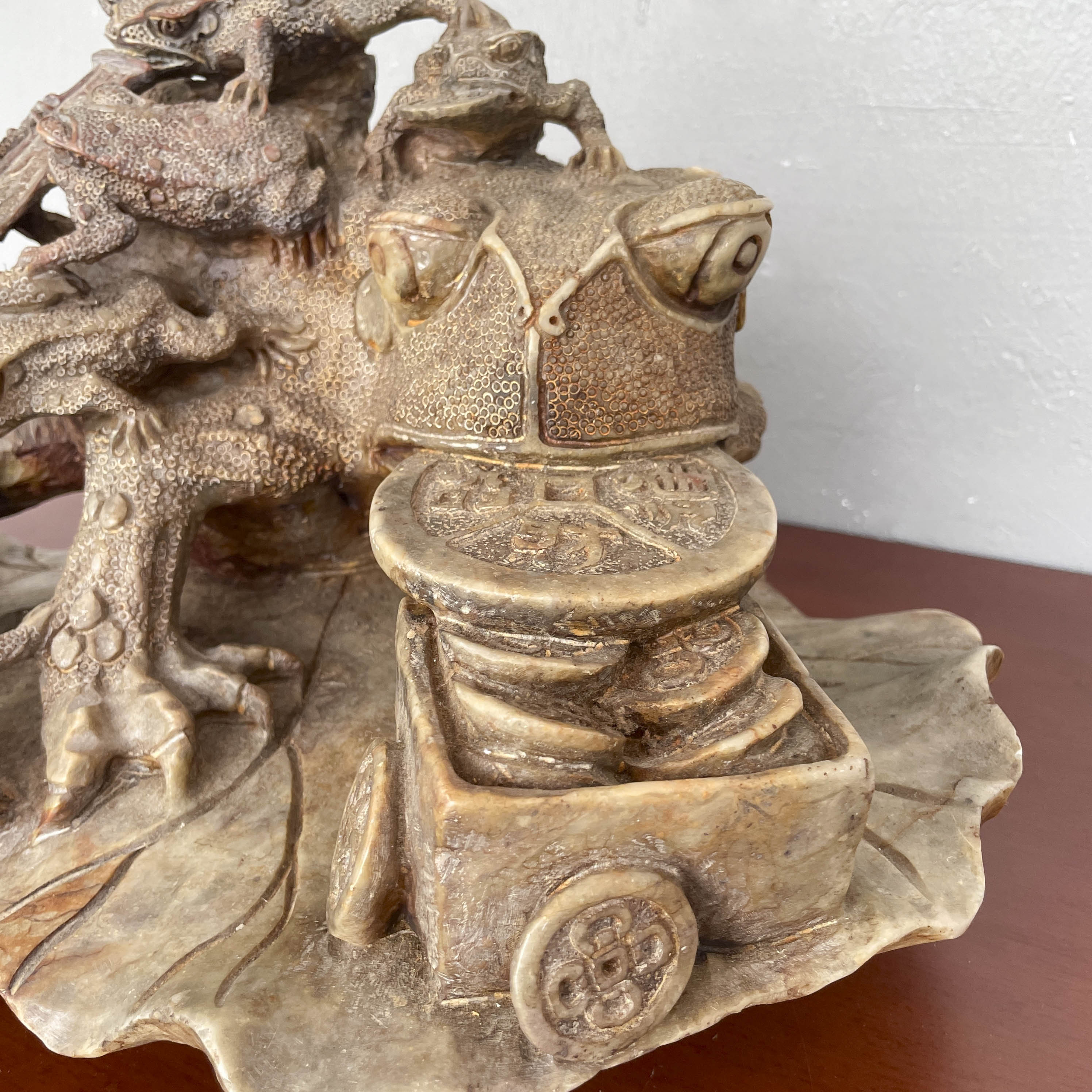 Nest of Golden Toads (金蟾) Prosperity Stone Sculpture