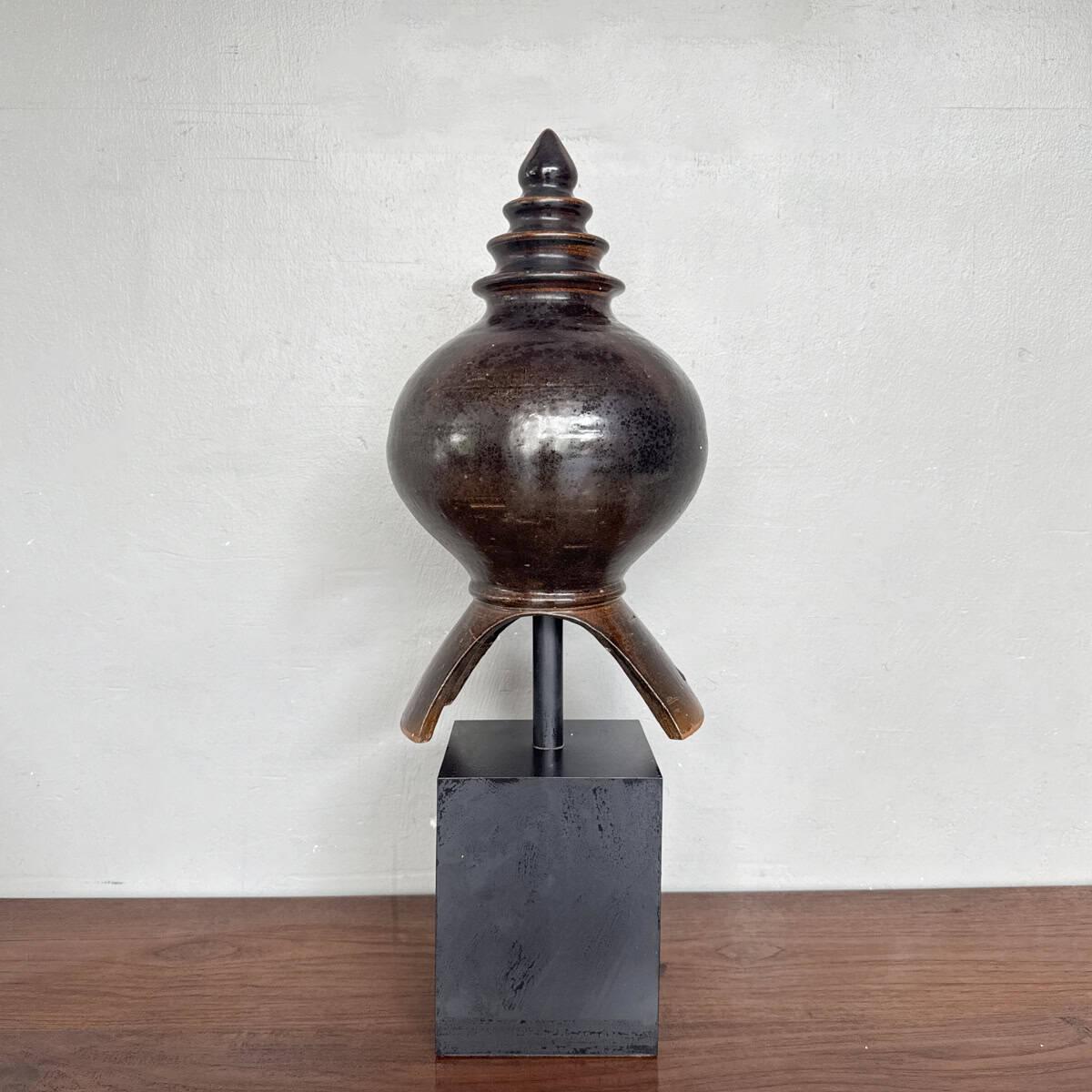 Ceramic Stupa on Stand (Decoration)