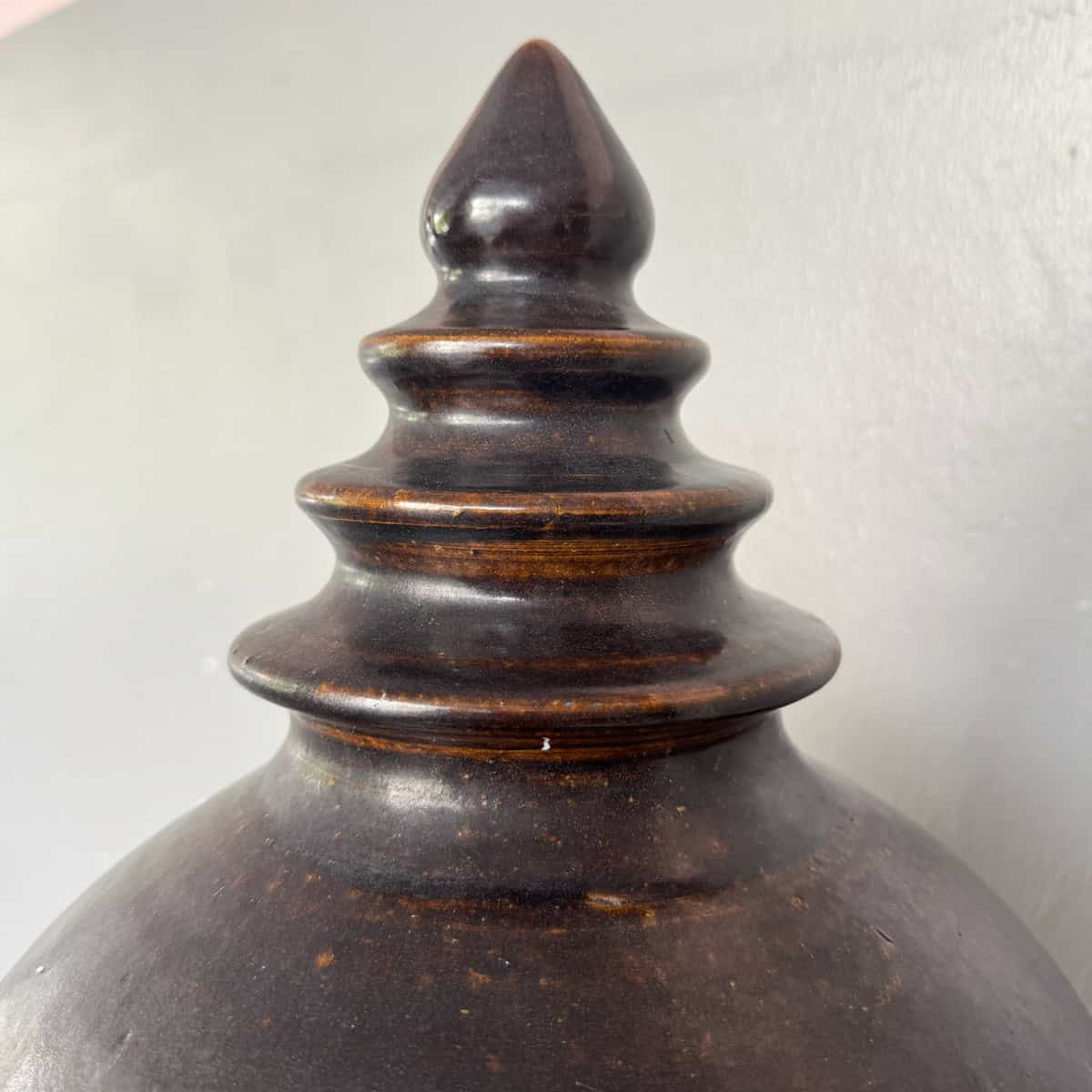 Ceramic Stupa on Stand (Decoration)