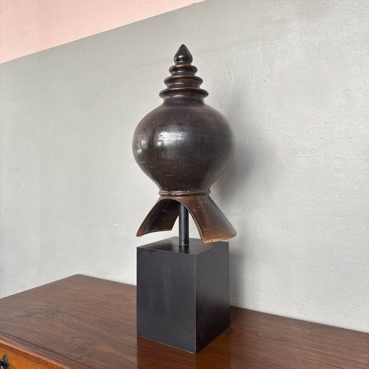 Ceramic Stupa on Stand (Decoration)