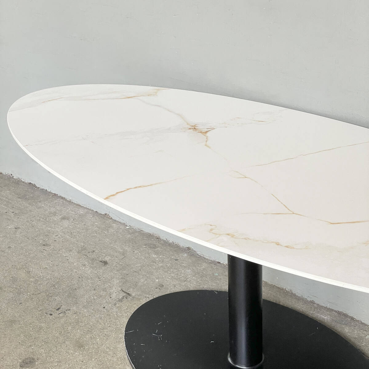 Oval Sintered Stone Table