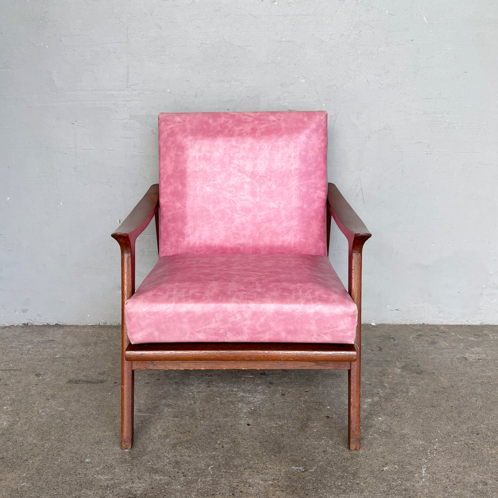 Original Vintage Pak Awang Armchair in Pink Vinyl
