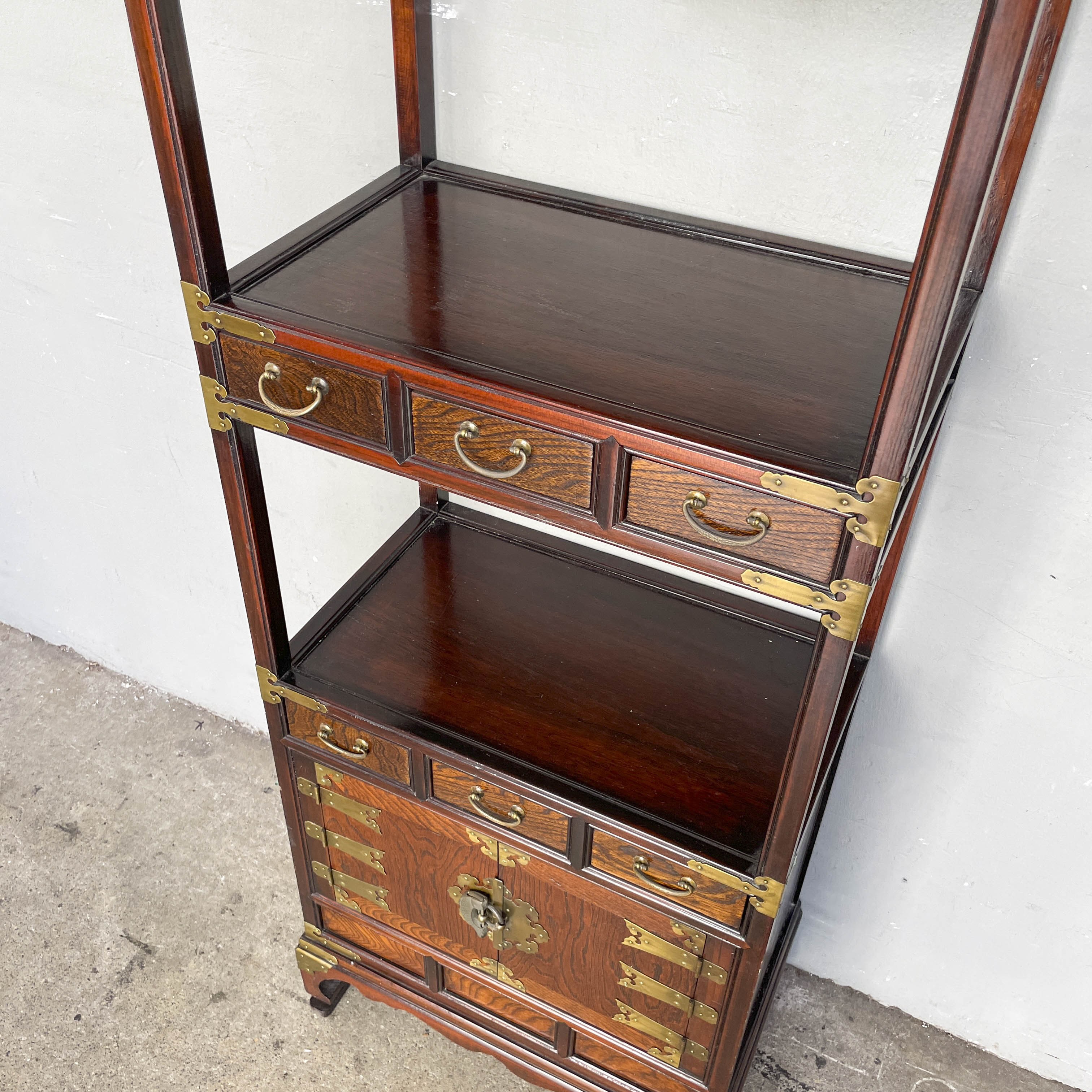 Slim & Tall Korean-Style Elm Shelf