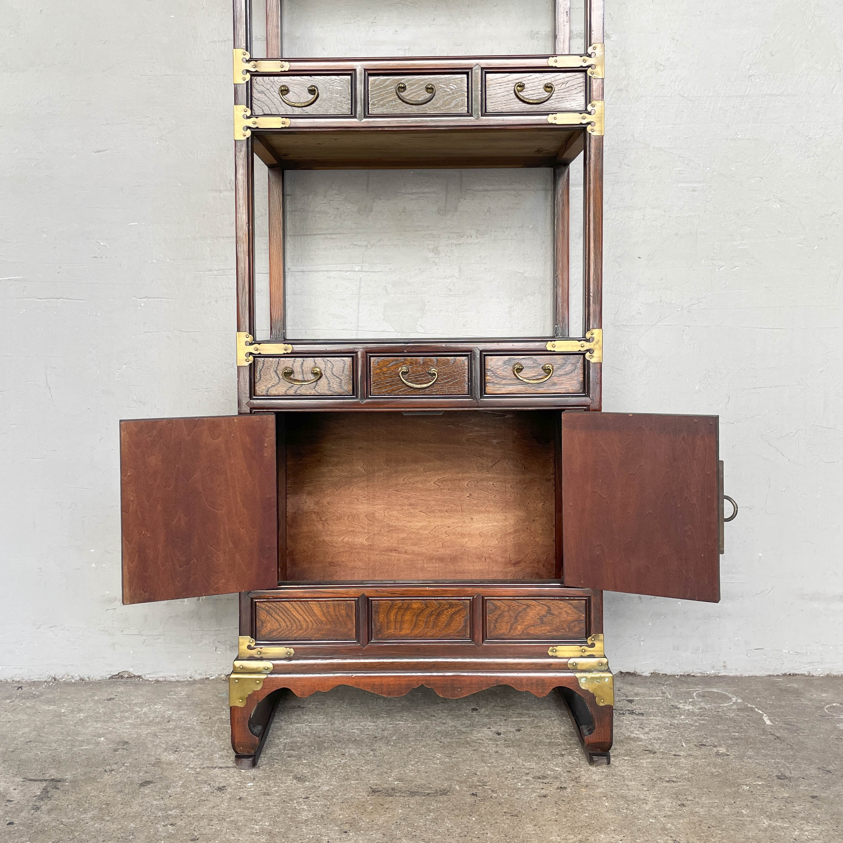 Slim & Tall Korean-Style Elm Shelf