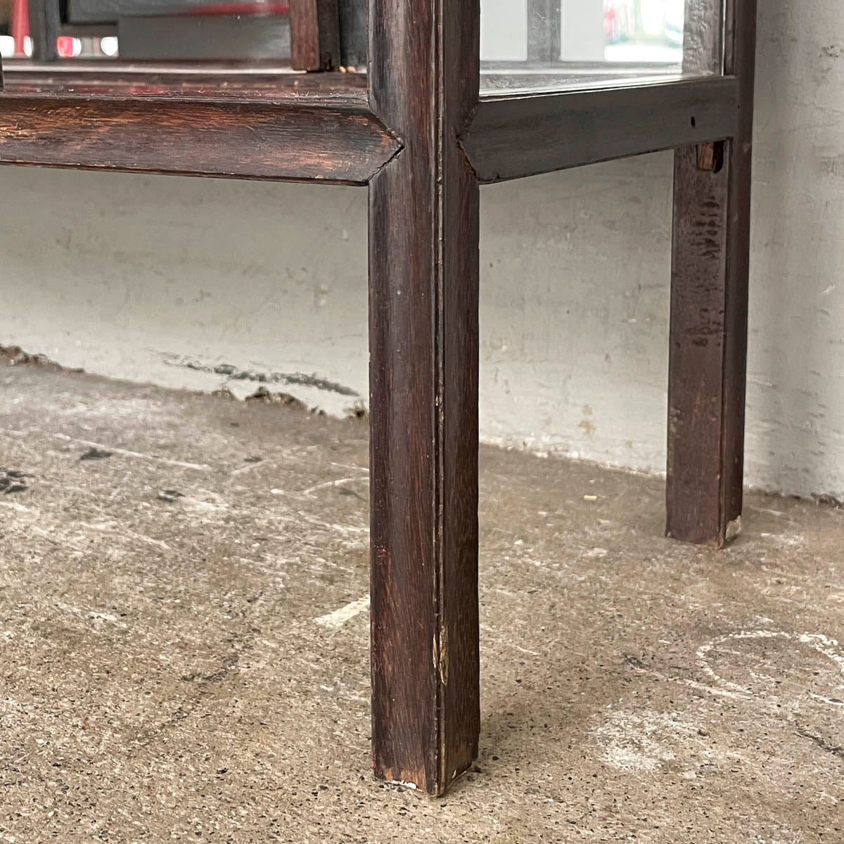 Oriental Curio Display Shelf (Mirror Backing)