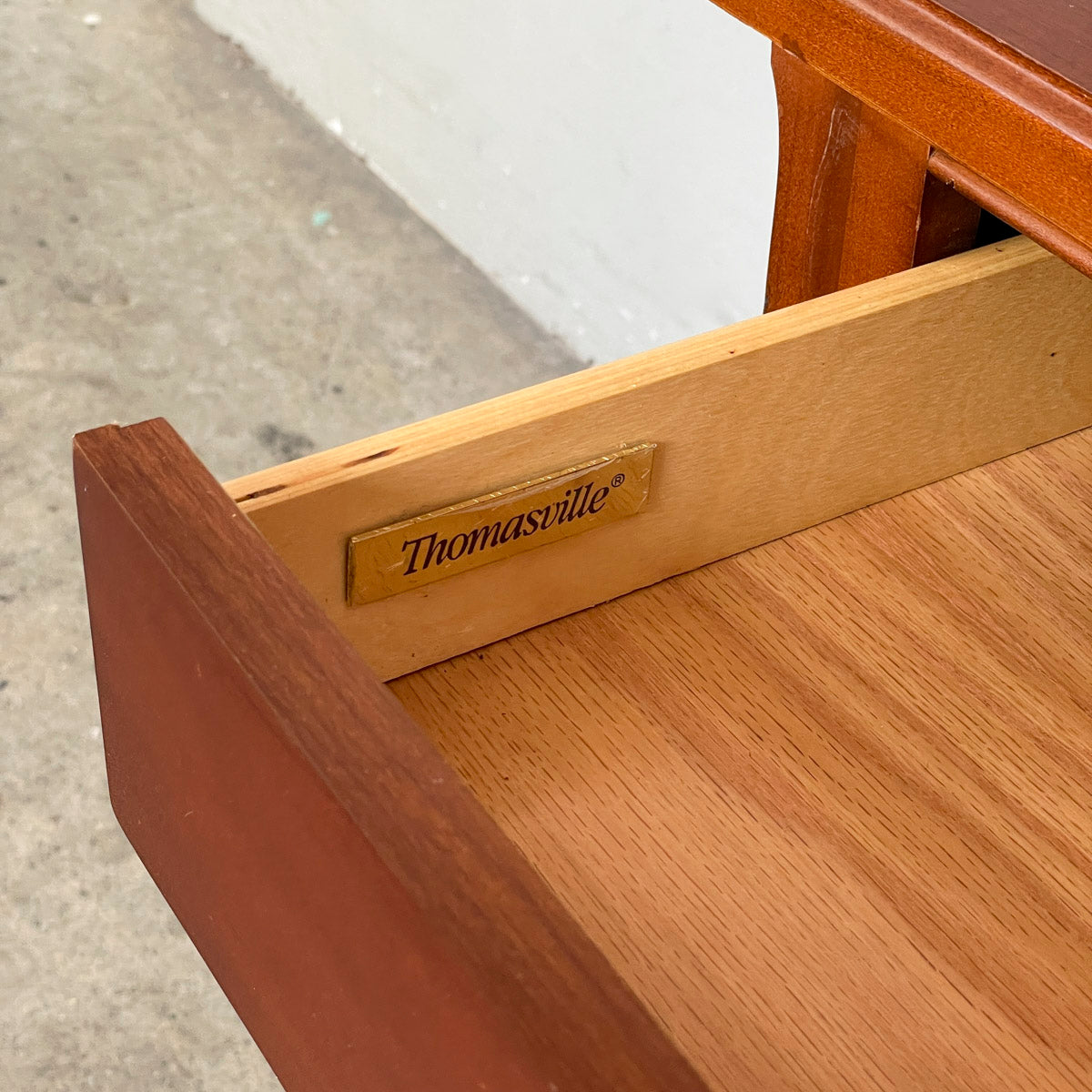 Thomasville Classic Study Desk with Hutch