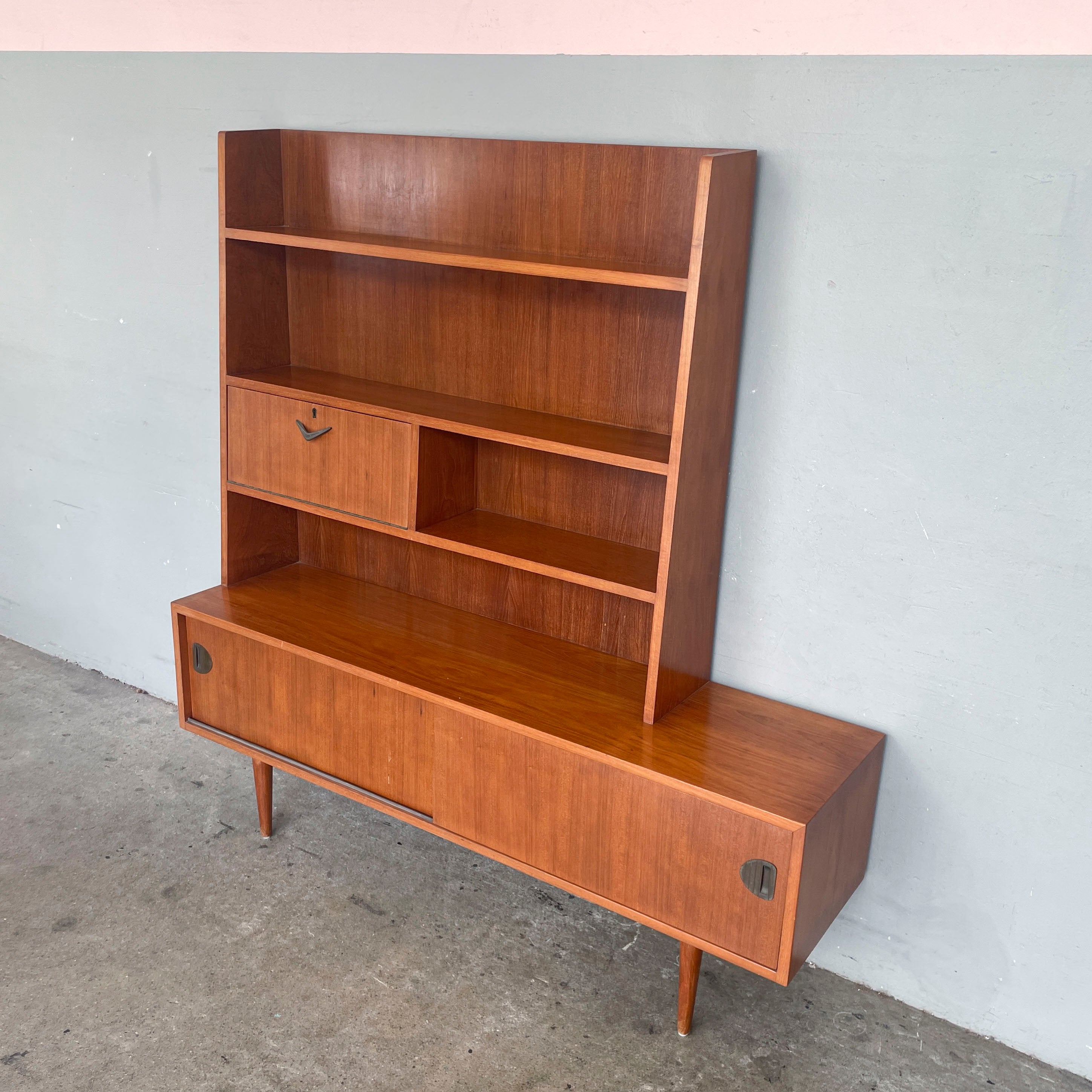 Vintage Mid-Century Modern Storage & Display Unit