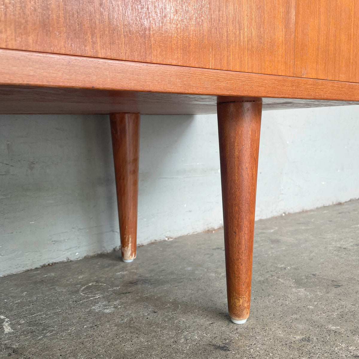 Vintage Mid-Century Modern Storage & Display Unit