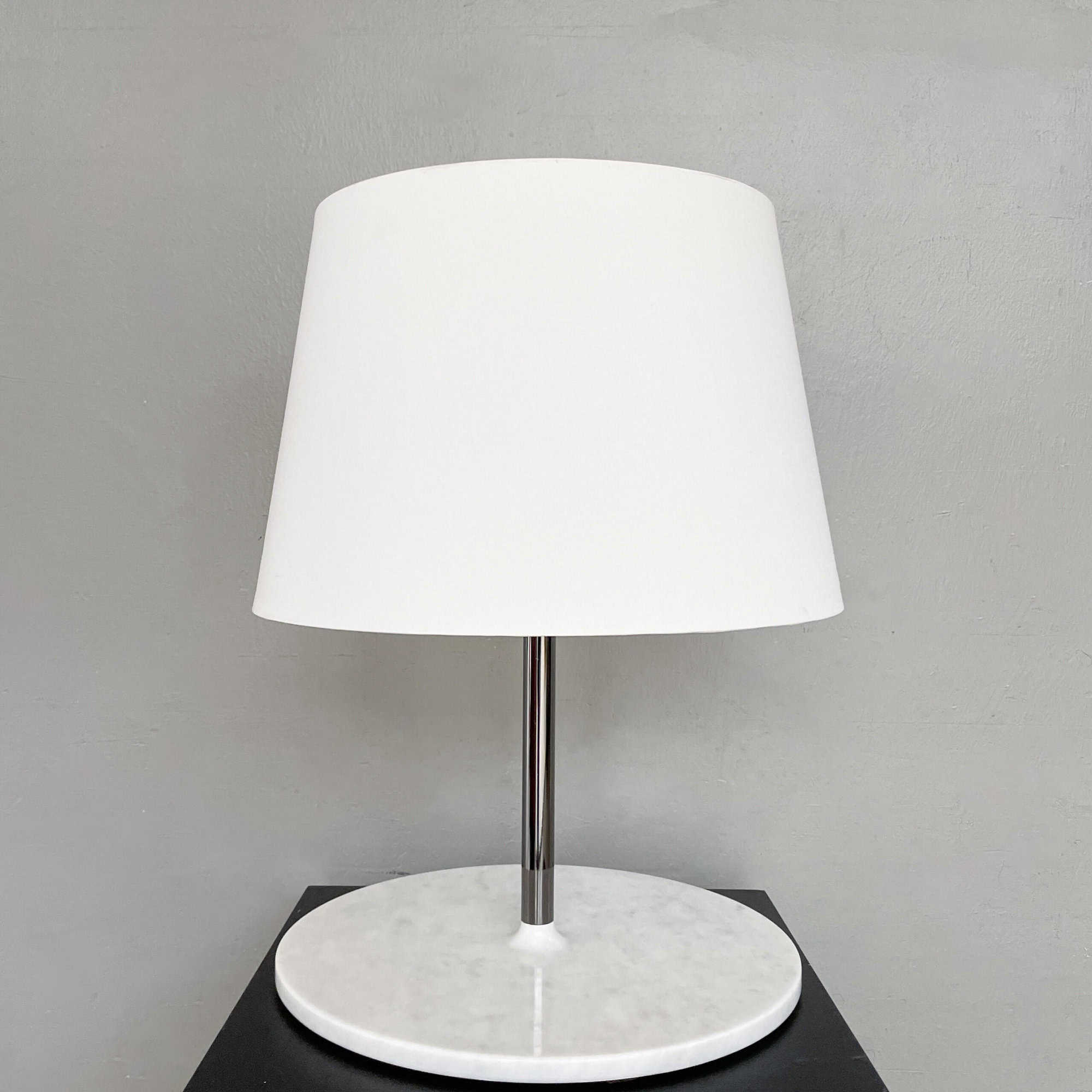 Natuzzi Marble Base Table Lamp