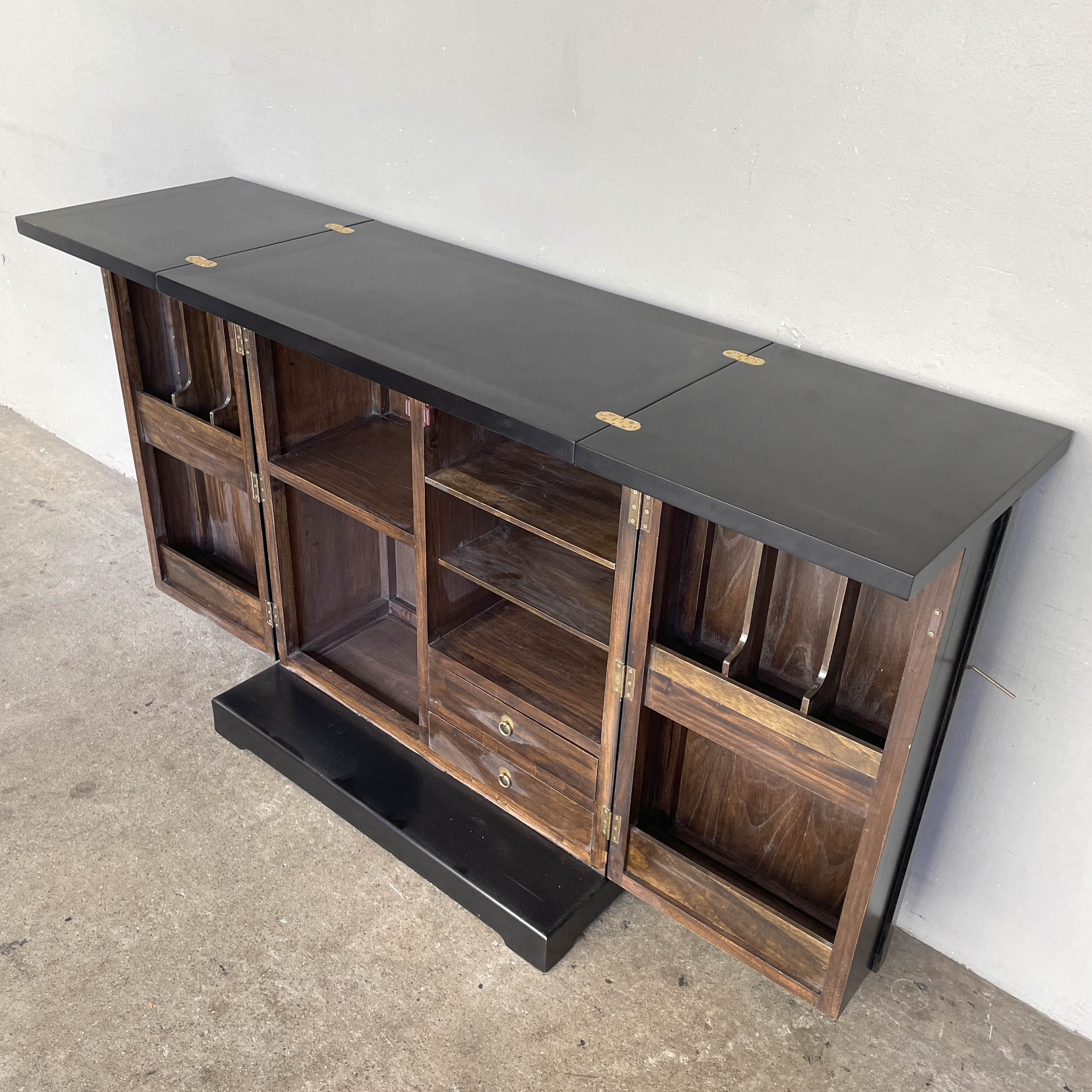 Elm Bar Cabinet with Wheels