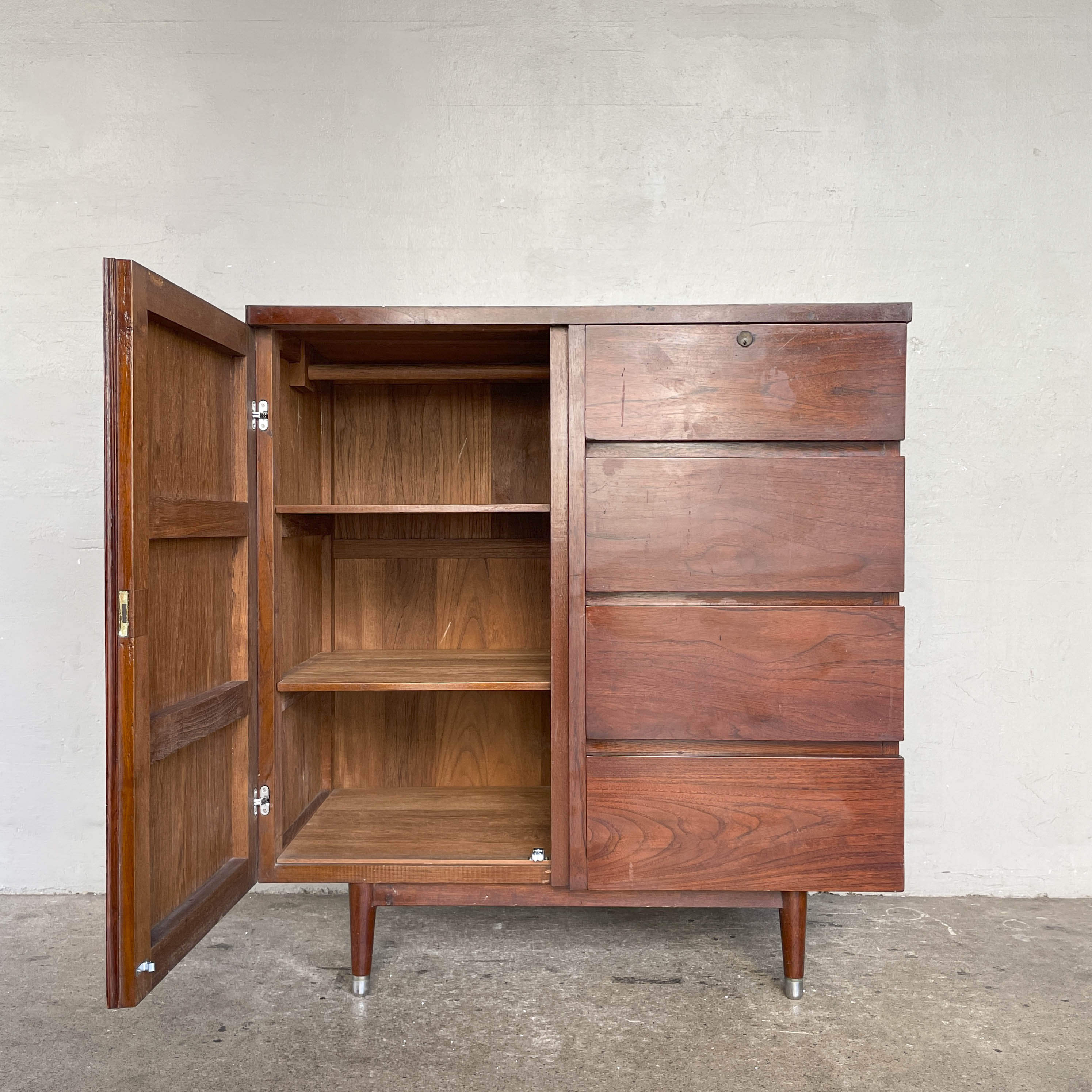 Vintage Chest of Drawers with Laminate Top