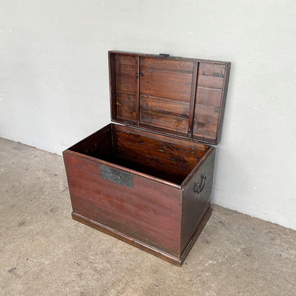 Crackled Lacquer Elm Chest