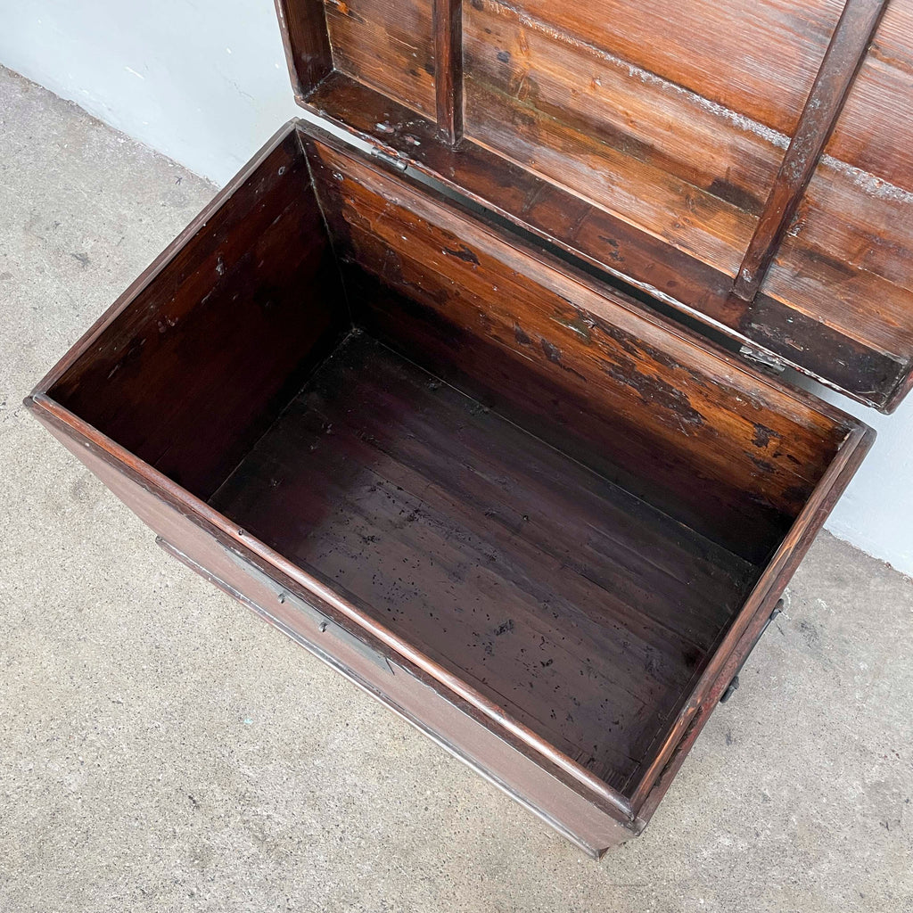 Crackled Lacquer Elm Chest