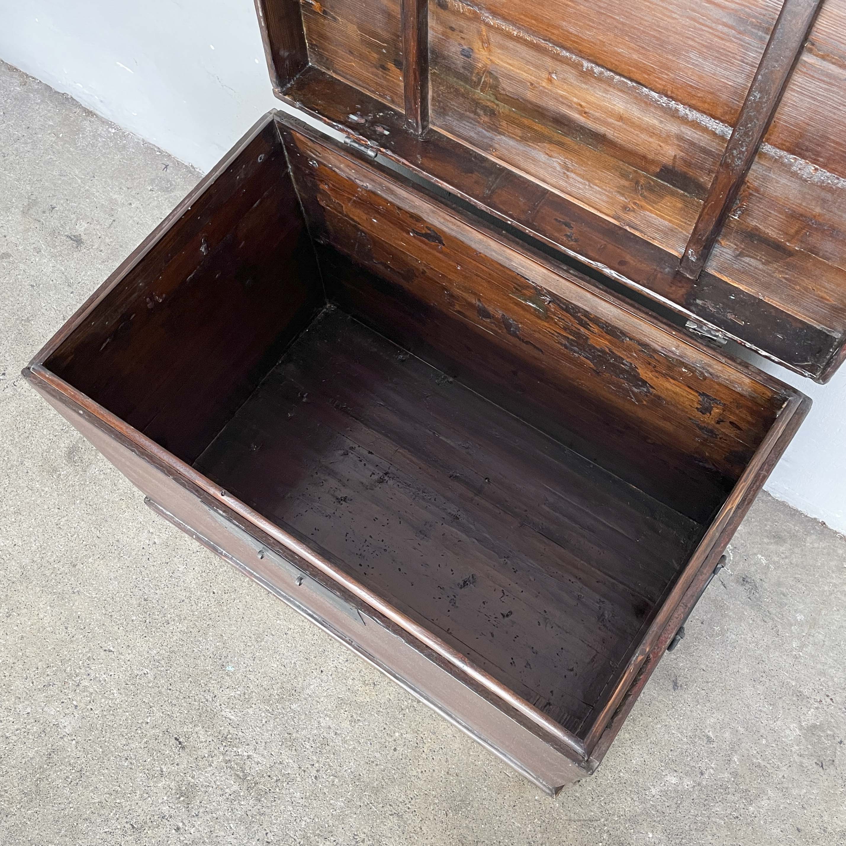 Crackled Lacquer Elm Chest