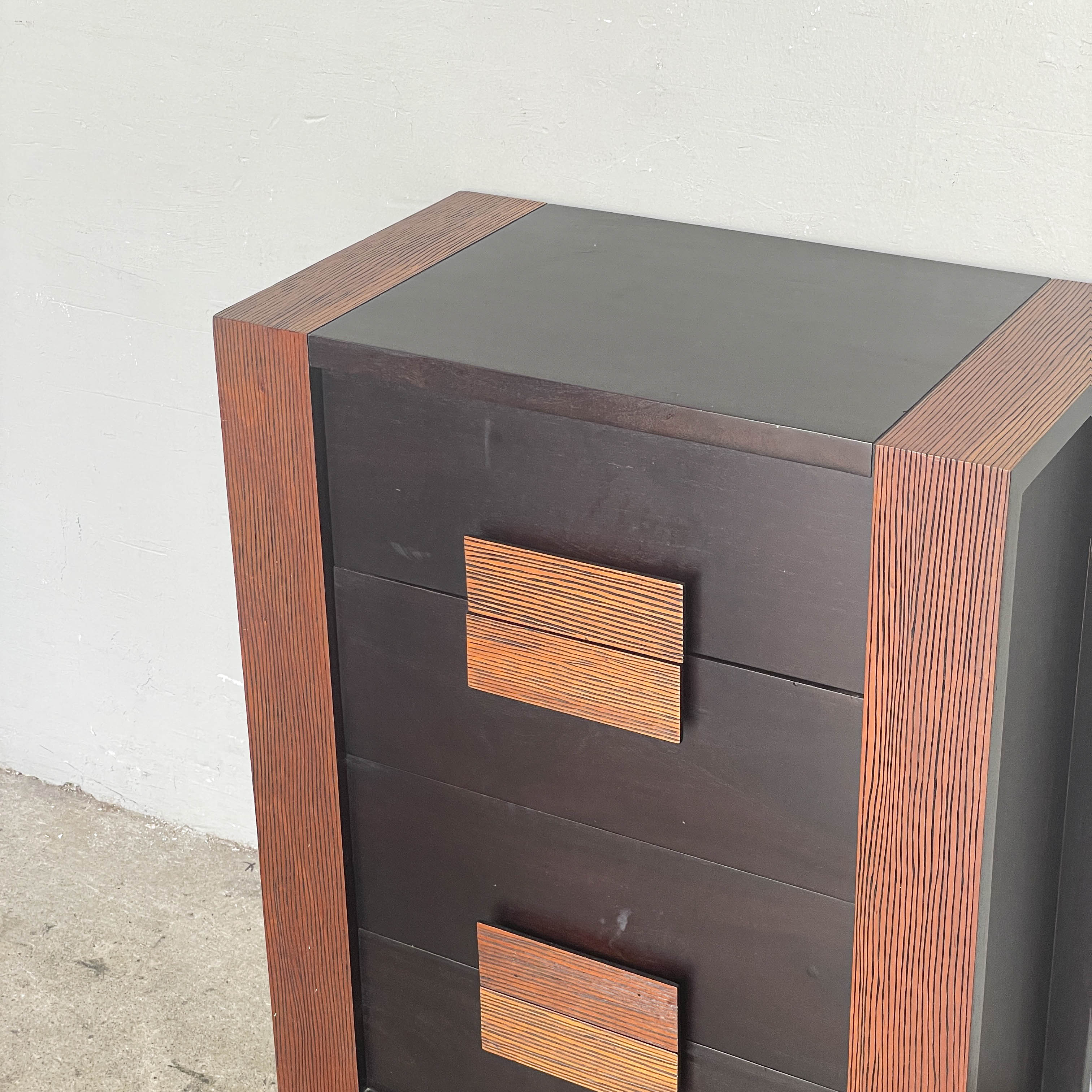 Dark-Stained Chest of Drawers with Ribbed Accents