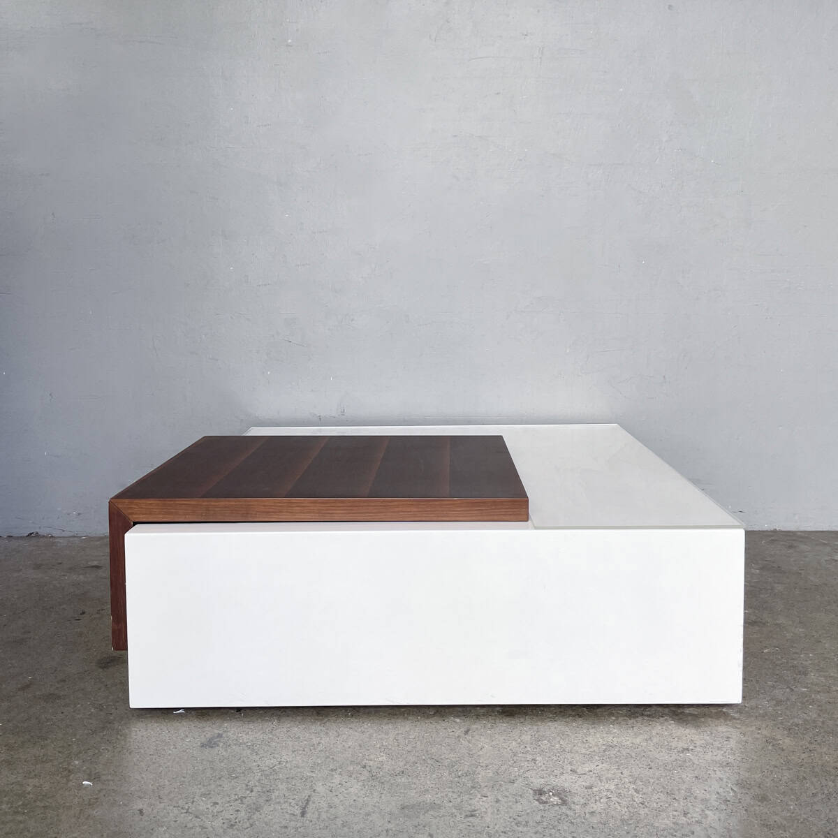 Coffee Table with Sliding Top/Storage