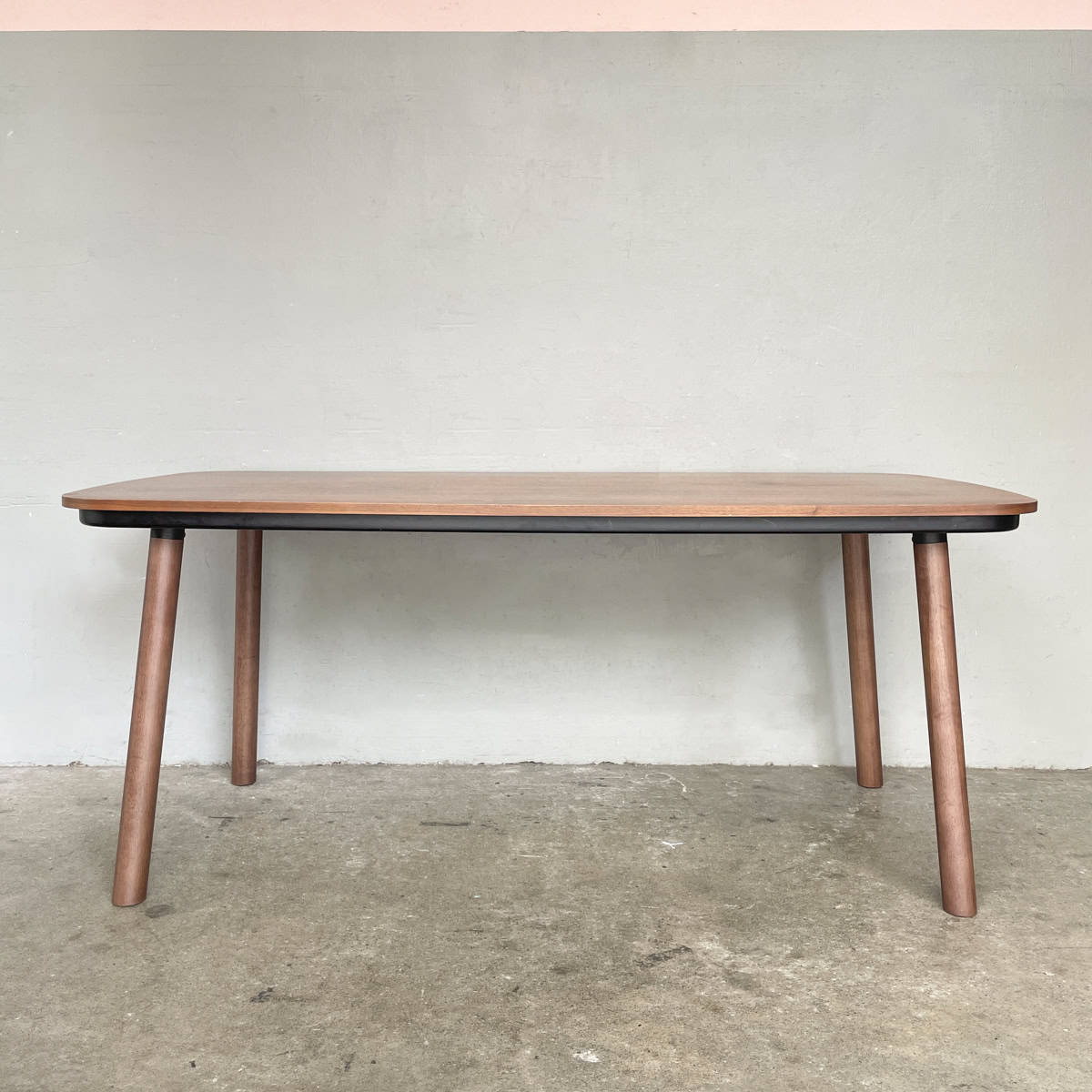 Castlery Strato Dining Table (180cm)