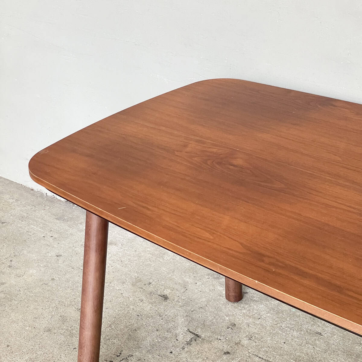 Castlery Strato Dining Table (180cm)