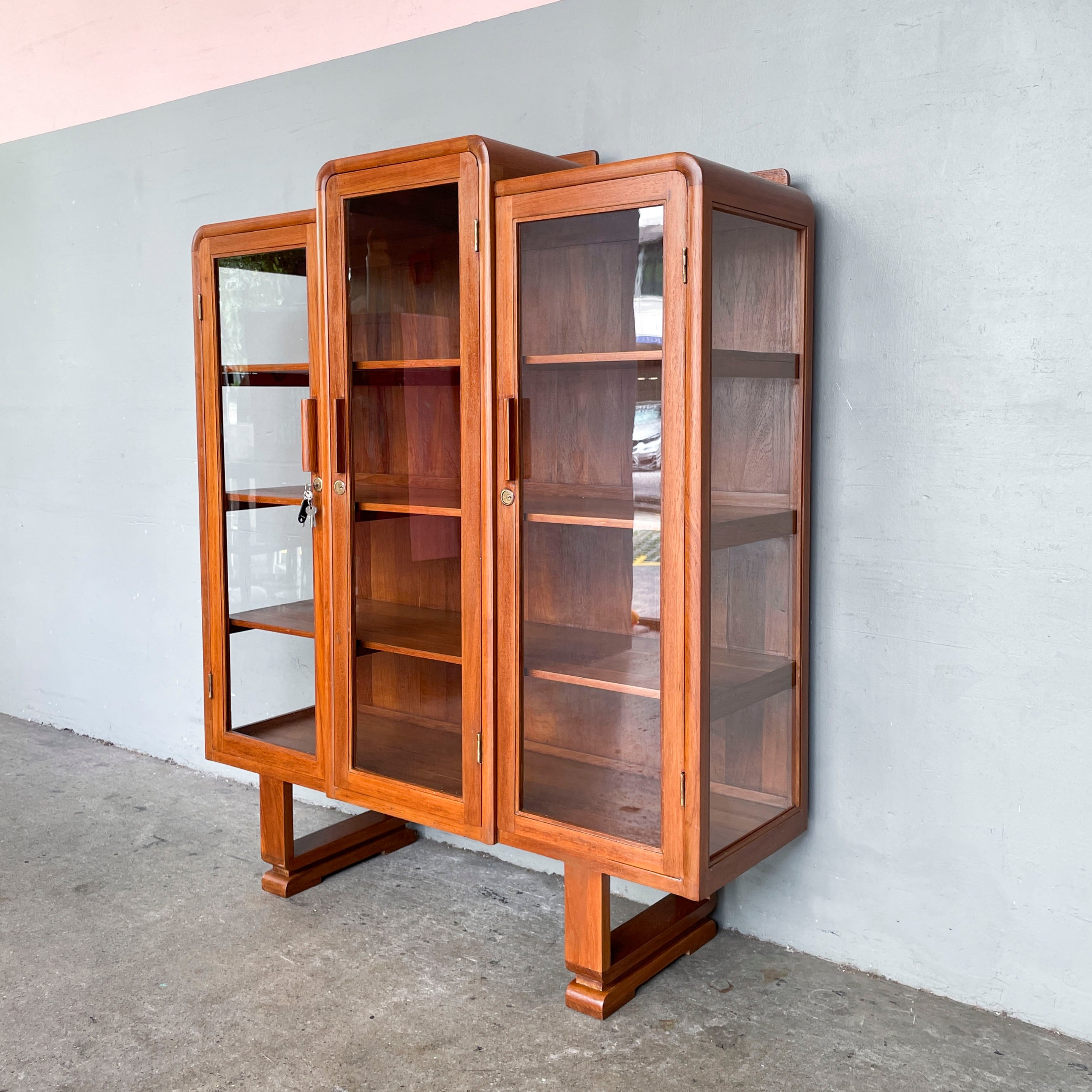 Refurbished Vintage 3-Door U-Leg Display Cabinet