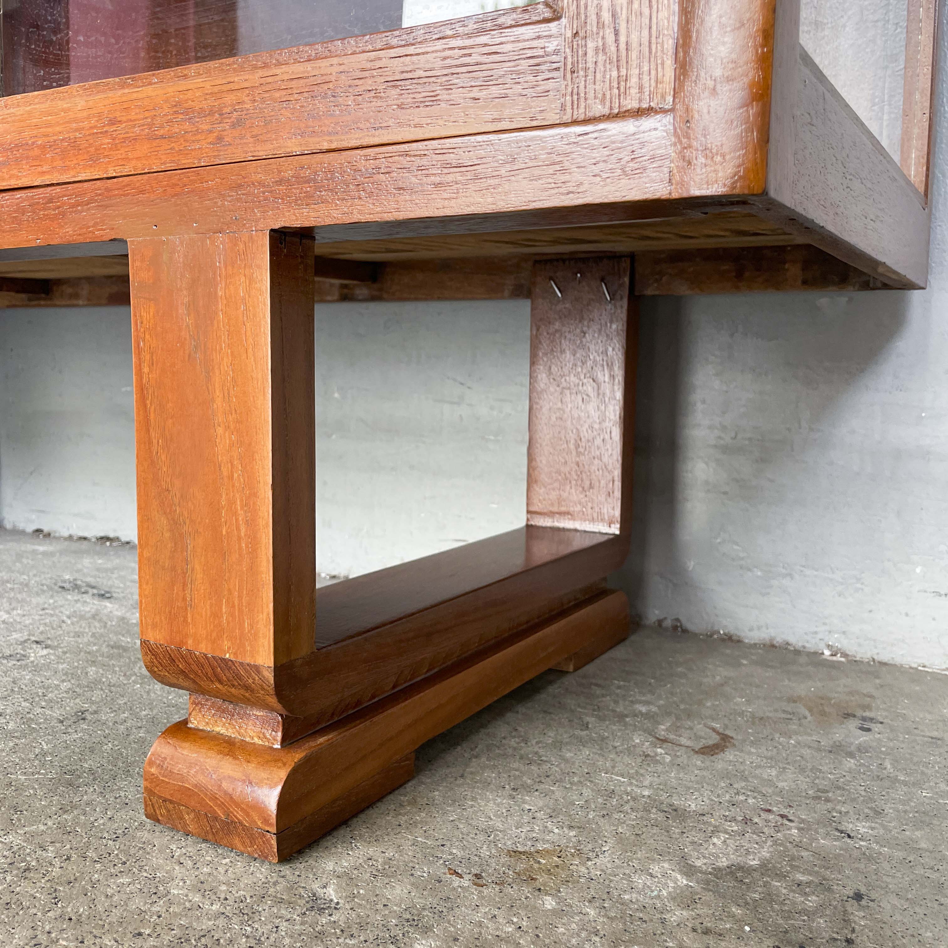Refurbished Vintage 3-Door U-Leg Display Cabinet