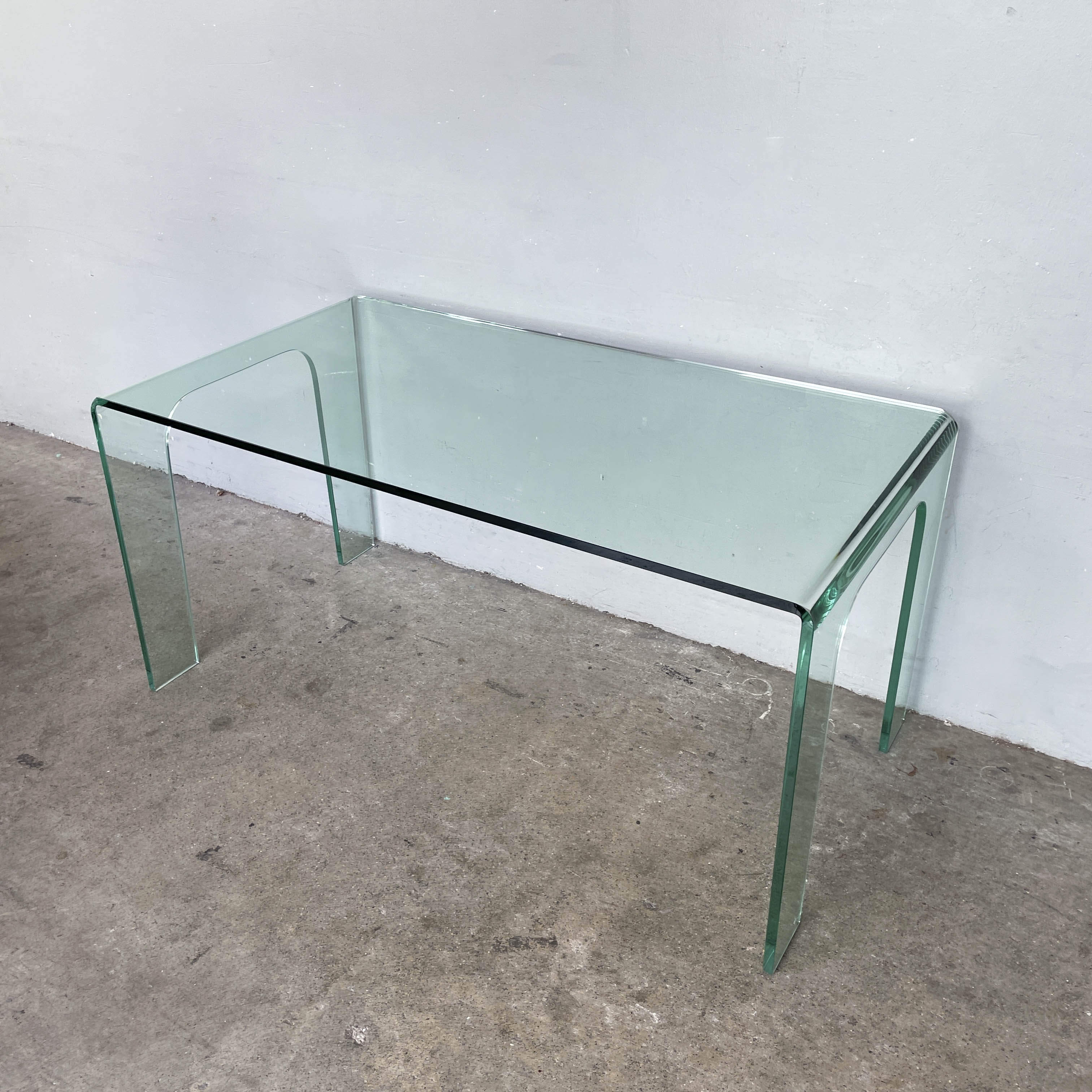 Minimalist Curved Glass Table