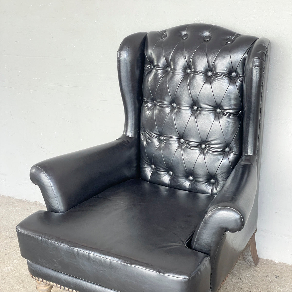 Black PU Tufted Wing Chair