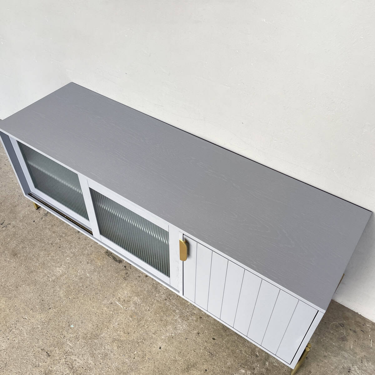 Grey Ribbed Glass TV Console